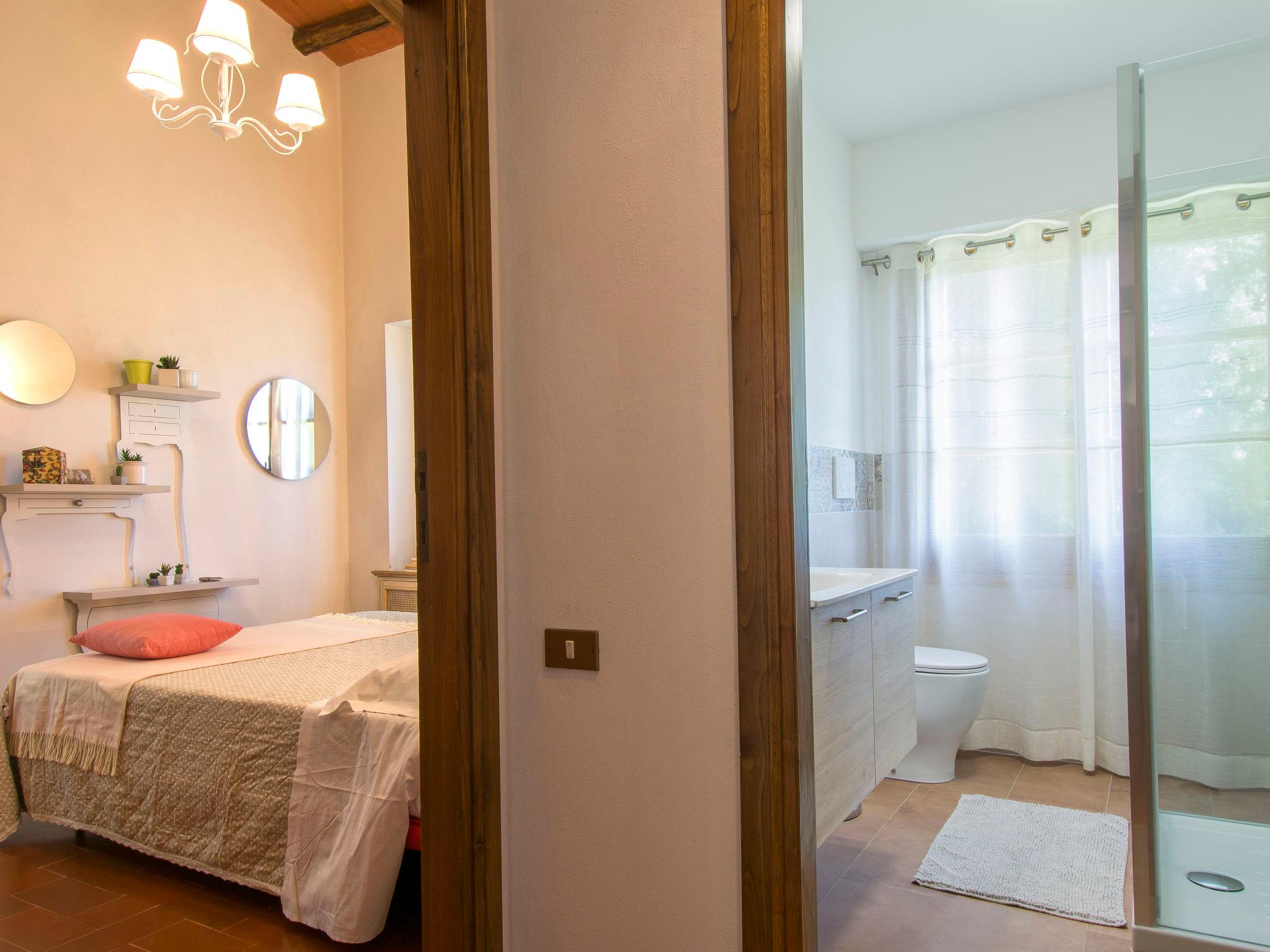 Foto 14 - Casa de 5 habitaciones en Gambassi Terme con piscina privada y jardín
