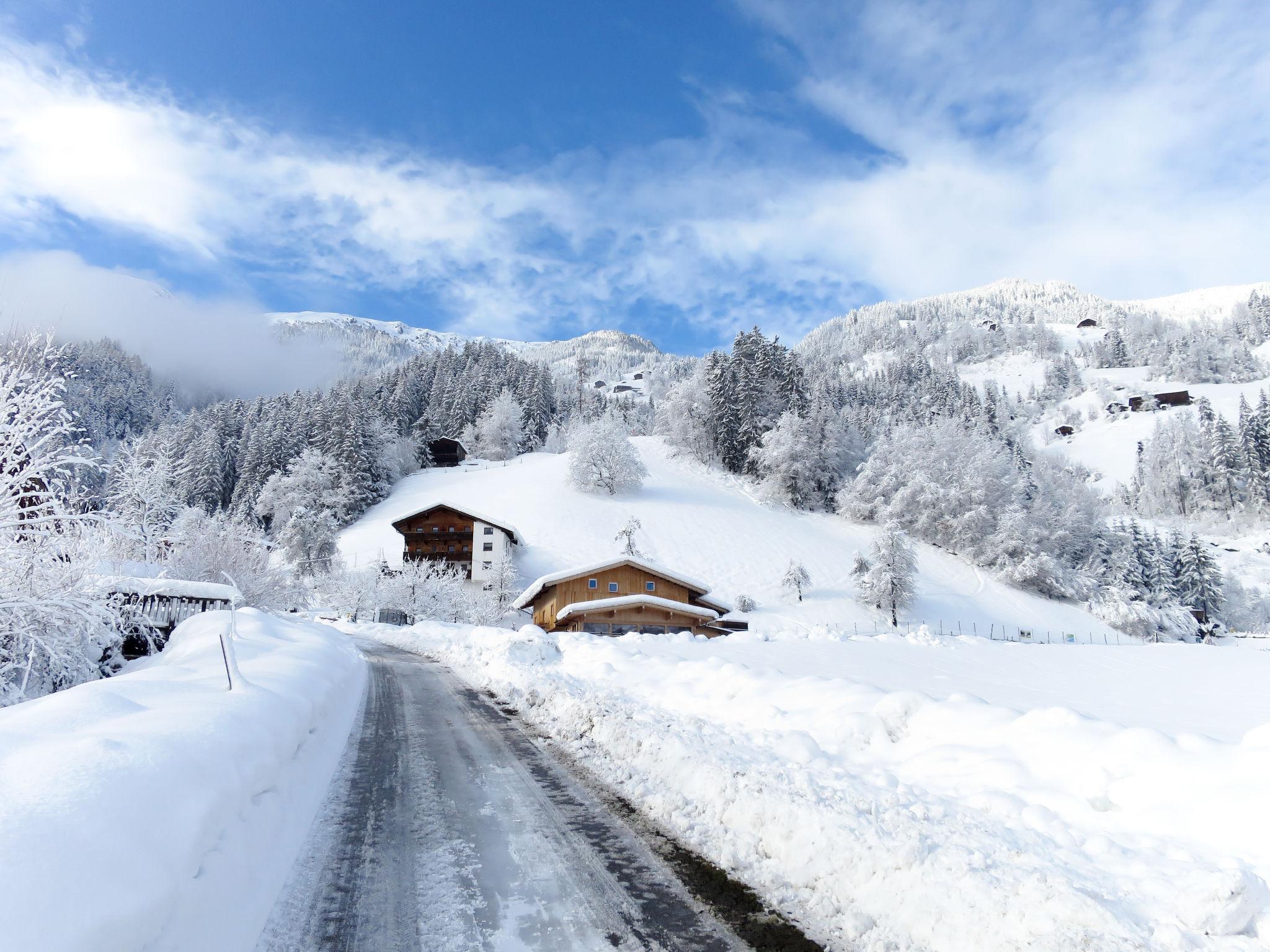 Photo 13 - Maison de 10 chambres à Hippach avec terrasse et vues sur la montagne