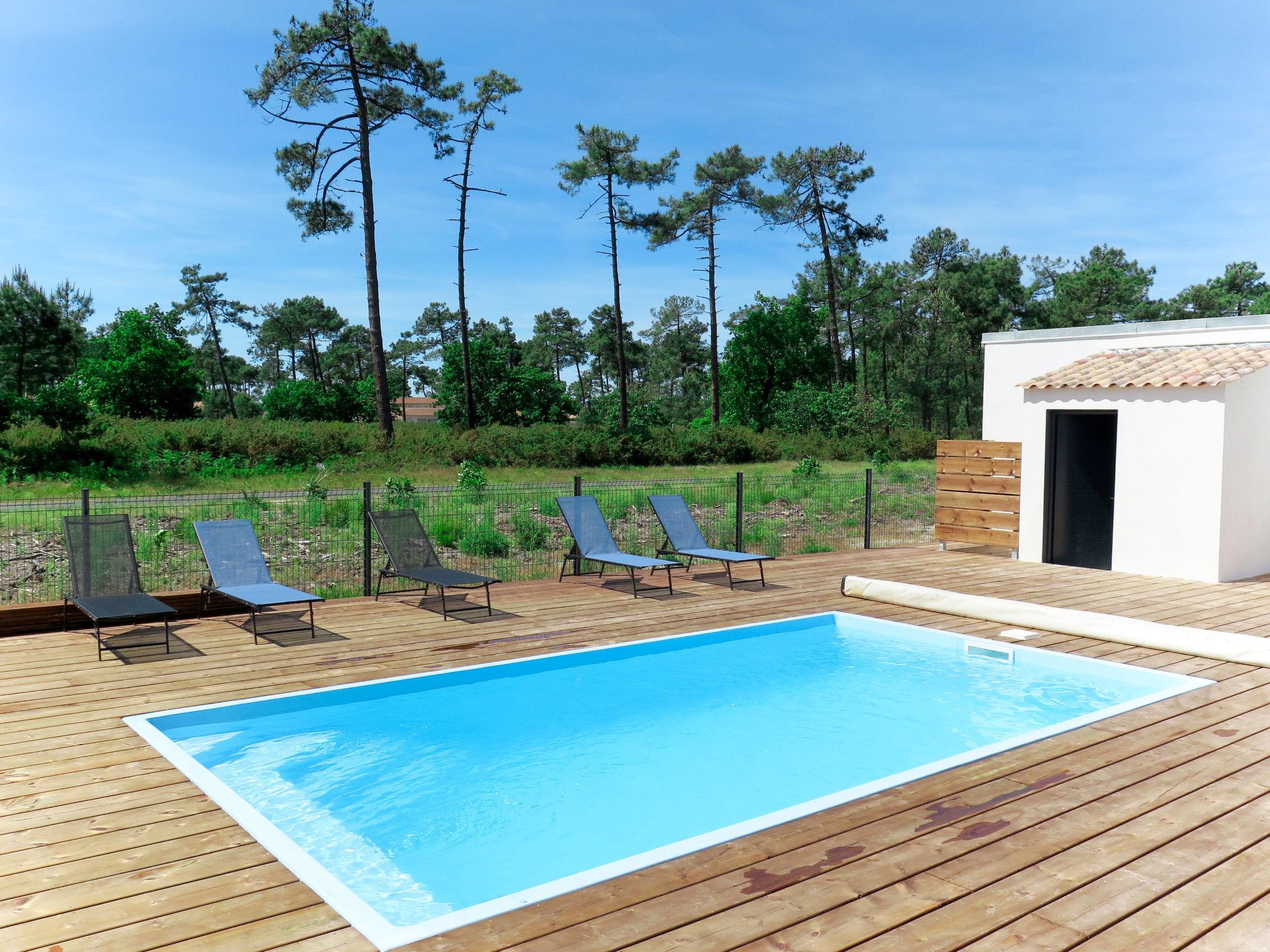 Photo 29 - Maison de 5 chambres à Vensac avec piscine privée et vues à la mer