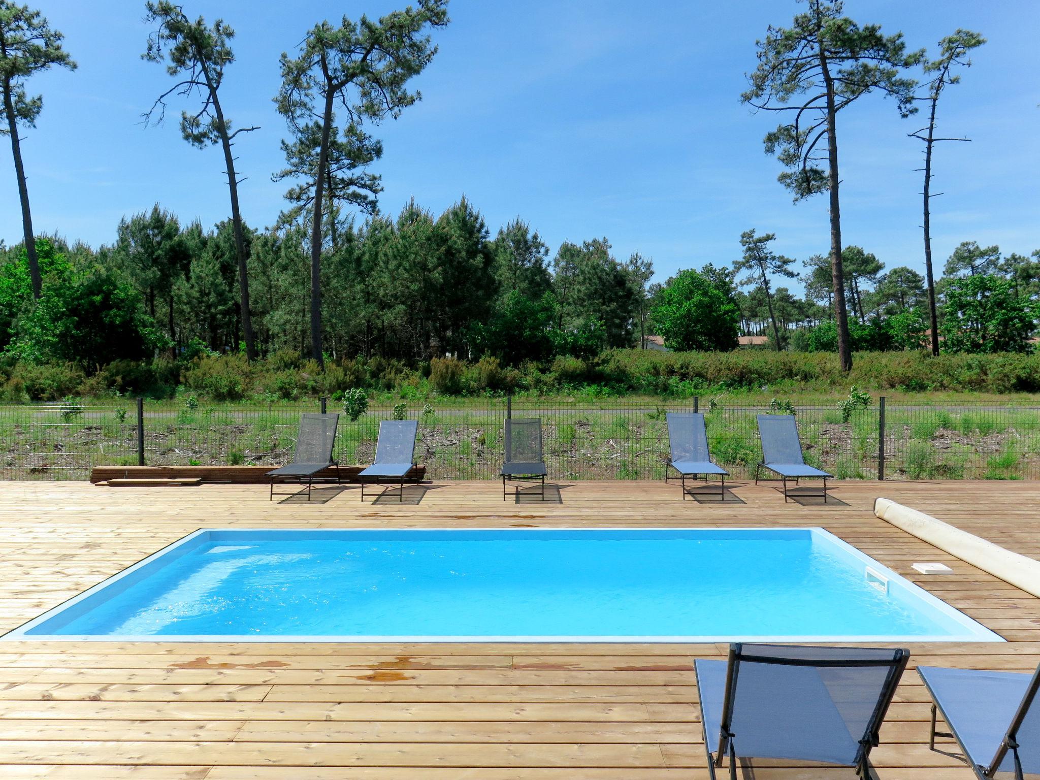 Foto 30 - Casa con 5 camere da letto a Vensac con piscina privata e vista mare
