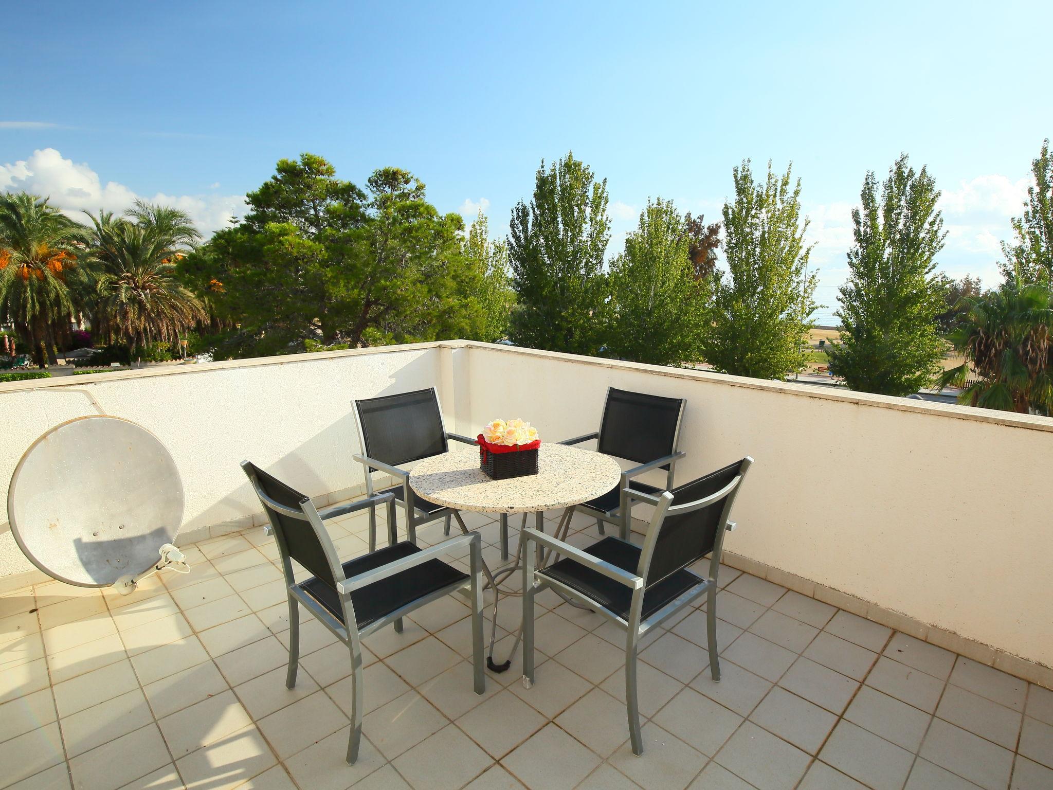 Photo 15 - Maison de 4 chambres à l'Ampolla avec piscine privée et jardin