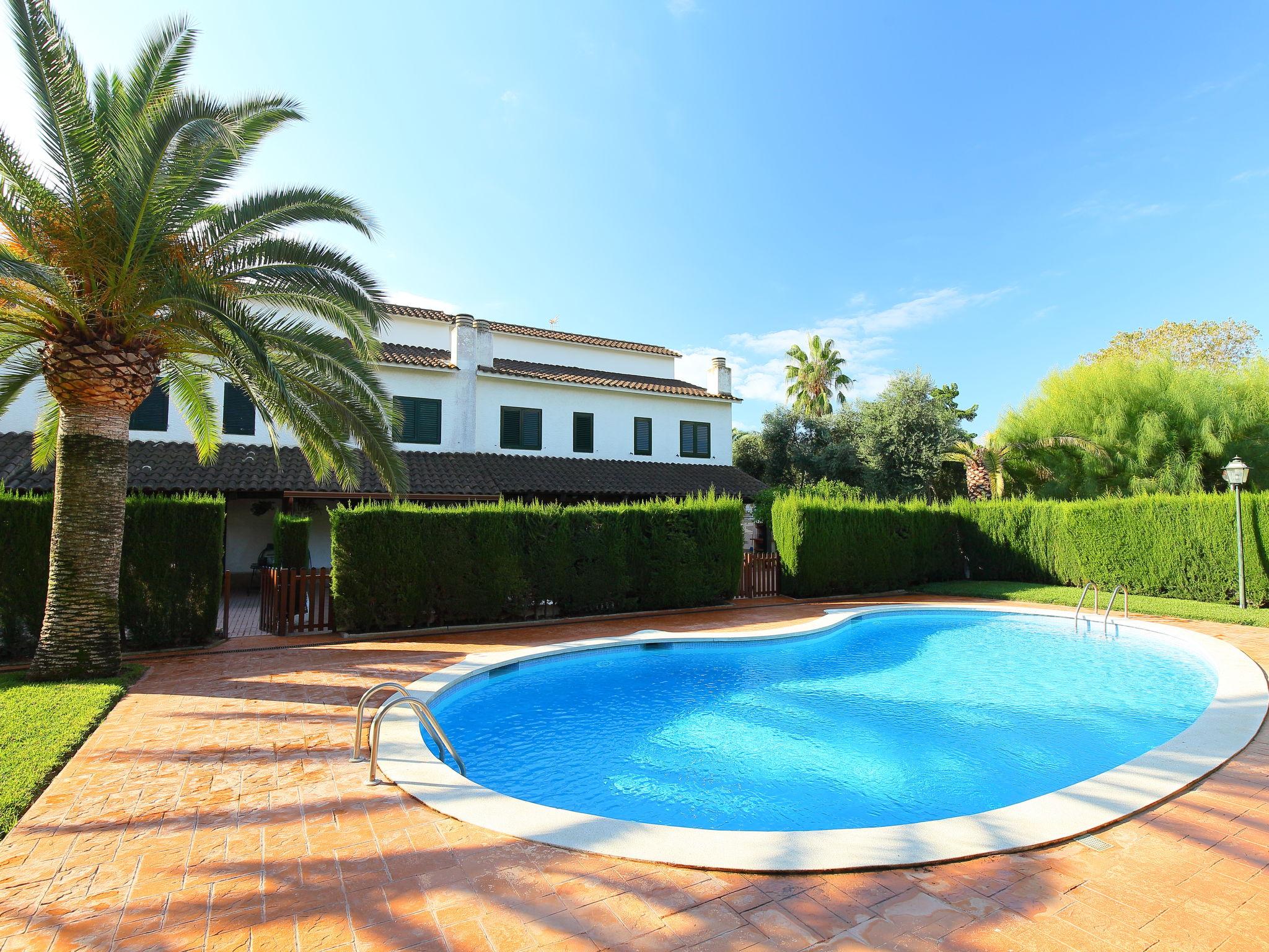 Foto 2 - Casa de 3 habitaciones en Cambrils con piscina y vistas al mar