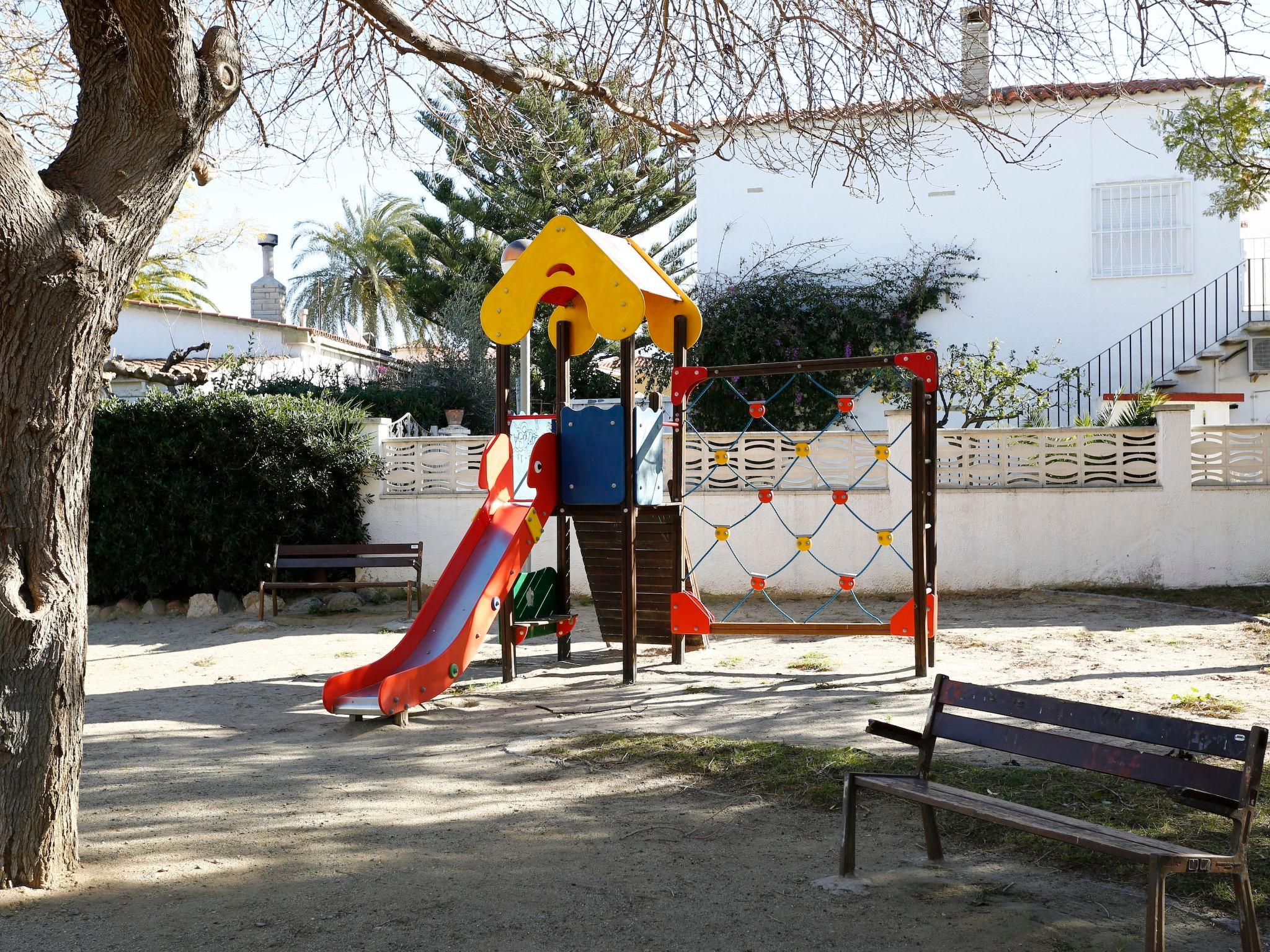 Foto 20 - Casa de 3 quartos em Cambrils com piscina e jardim