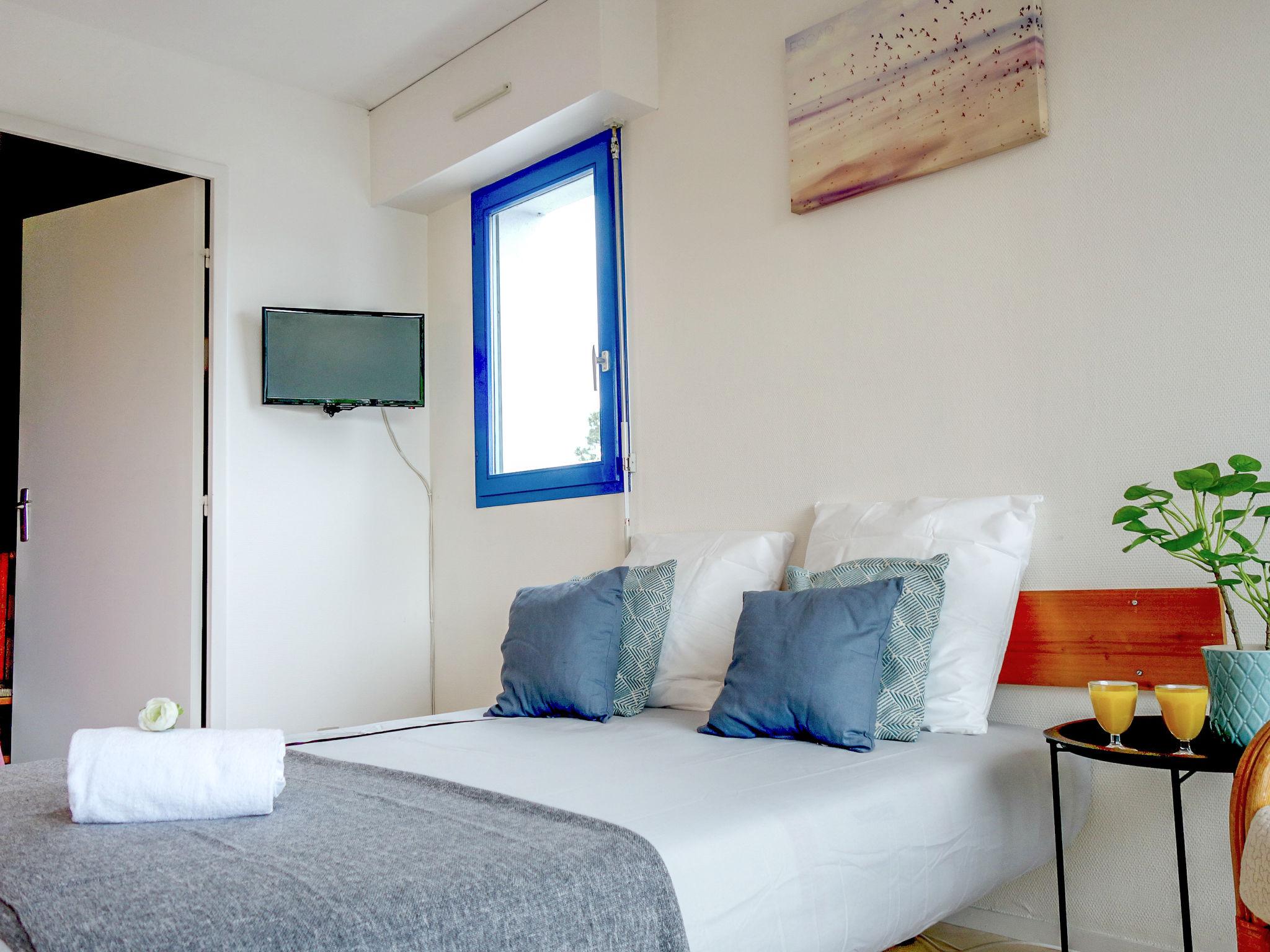 Foto 10 - Appartamento con 1 camera da letto a Carnac con vista mare