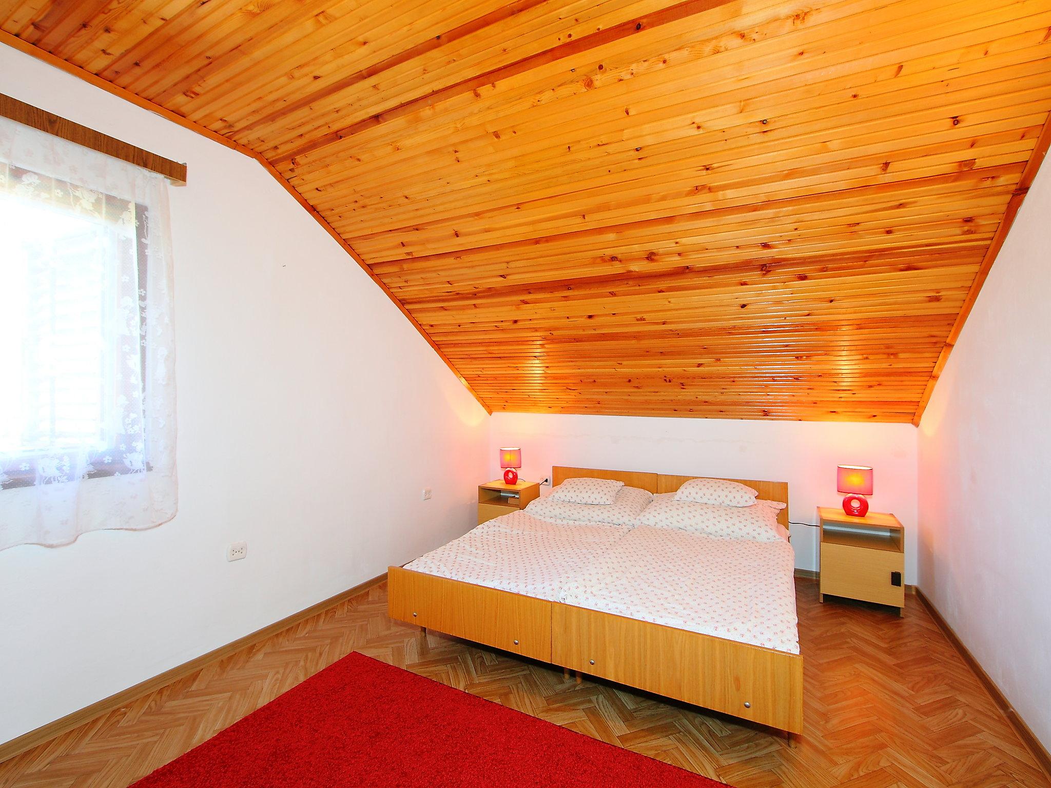 Foto 9 - Casa con 2 camere da letto a Balatonkeresztúr con giardino e terrazza