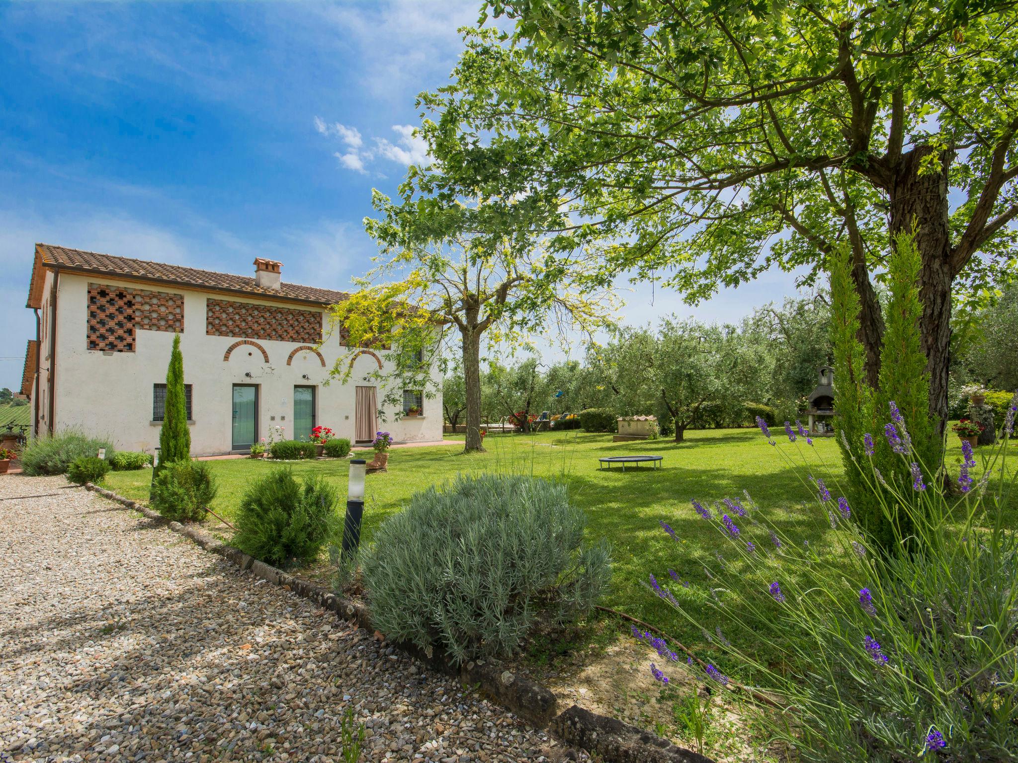 Foto 30 - Appartamento con 2 camere da letto a Vinci con piscina e giardino