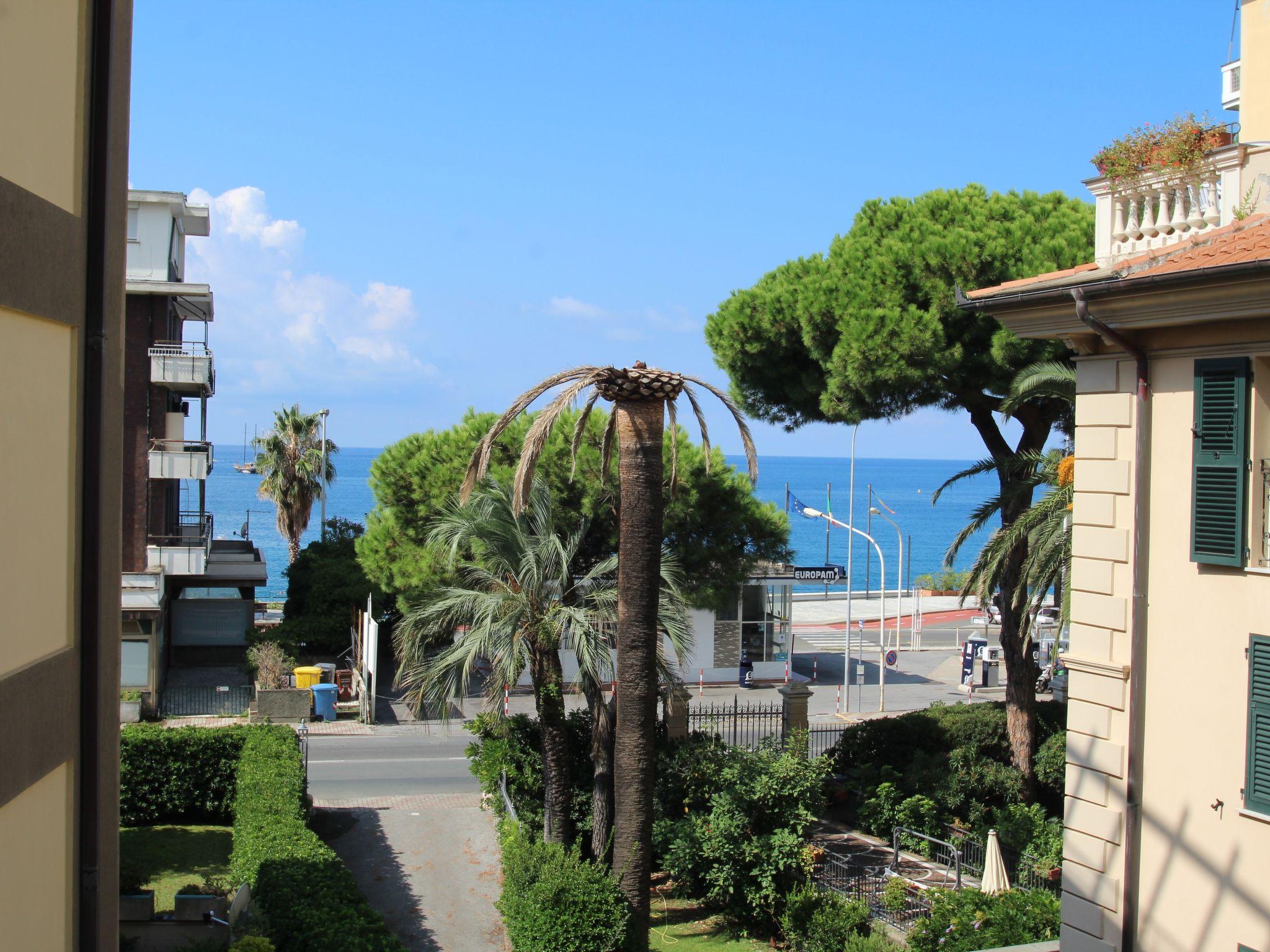 Foto 3 - Appartamento con 2 camere da letto a Sestri Levante con vista mare