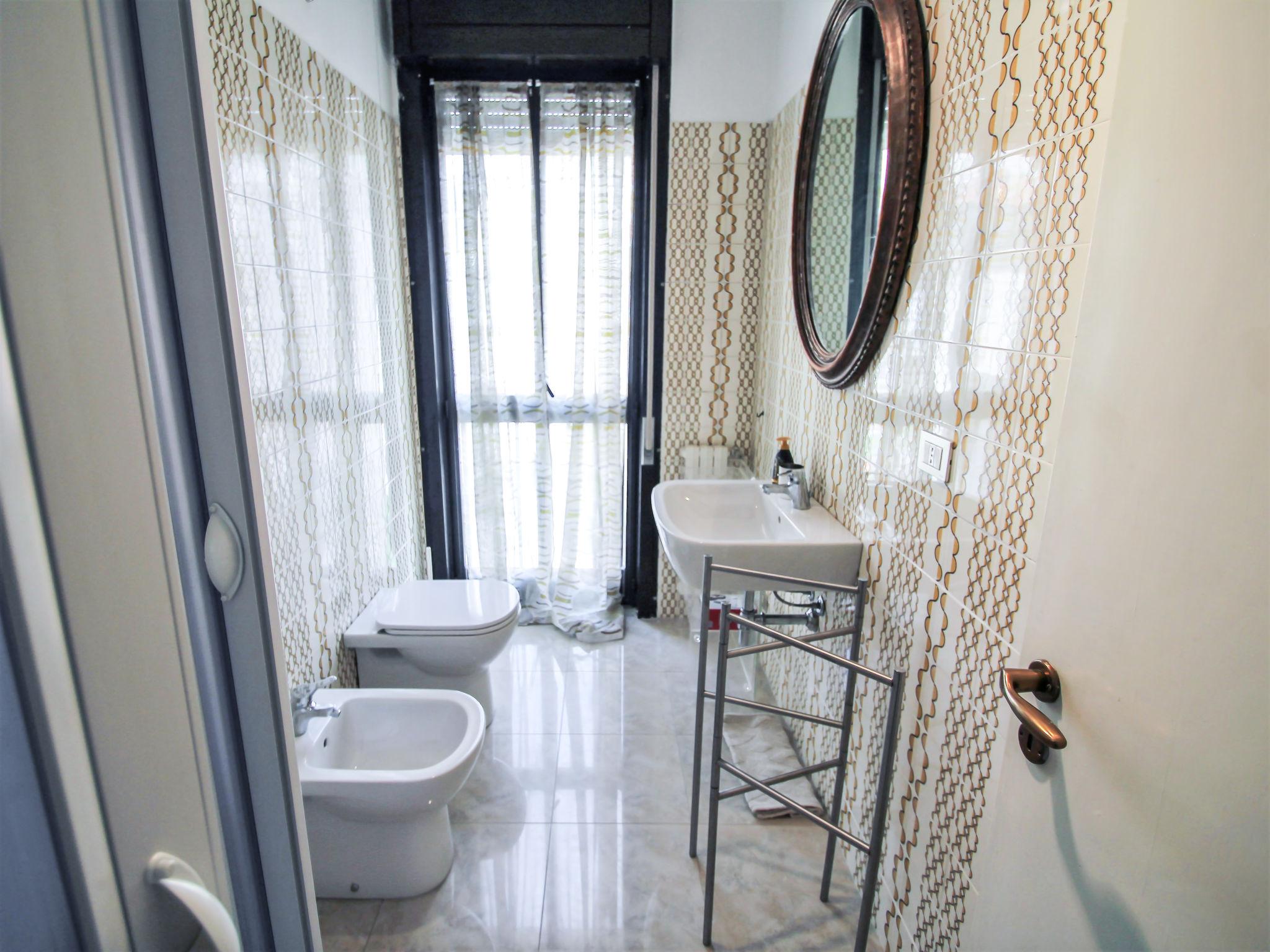 Foto 12 - Apartment mit 2 Schlafzimmern in Sestri Levante mit blick aufs meer