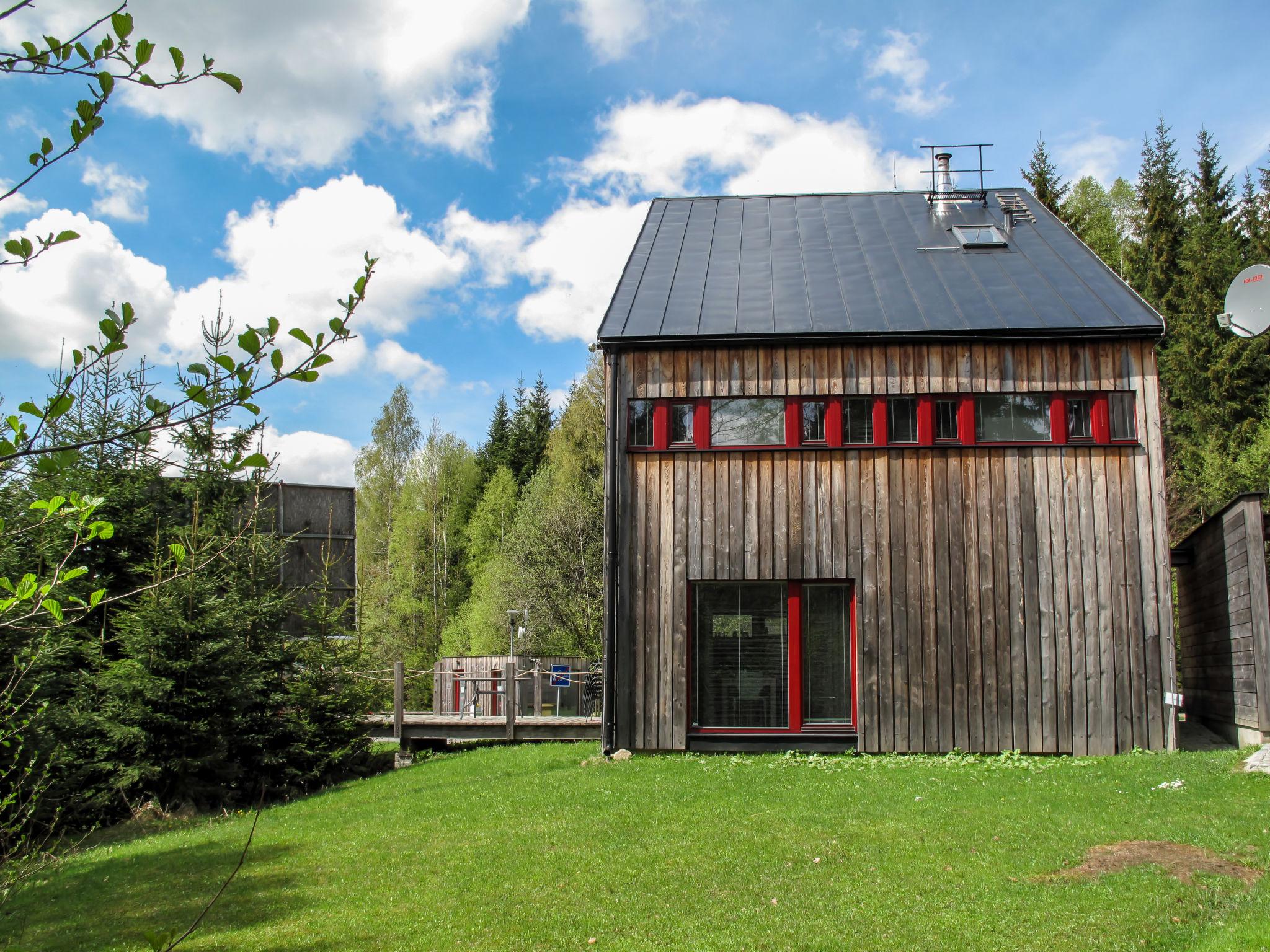 Photo 21 - Maison de 5 chambres à Harrachov avec jardin et terrasse