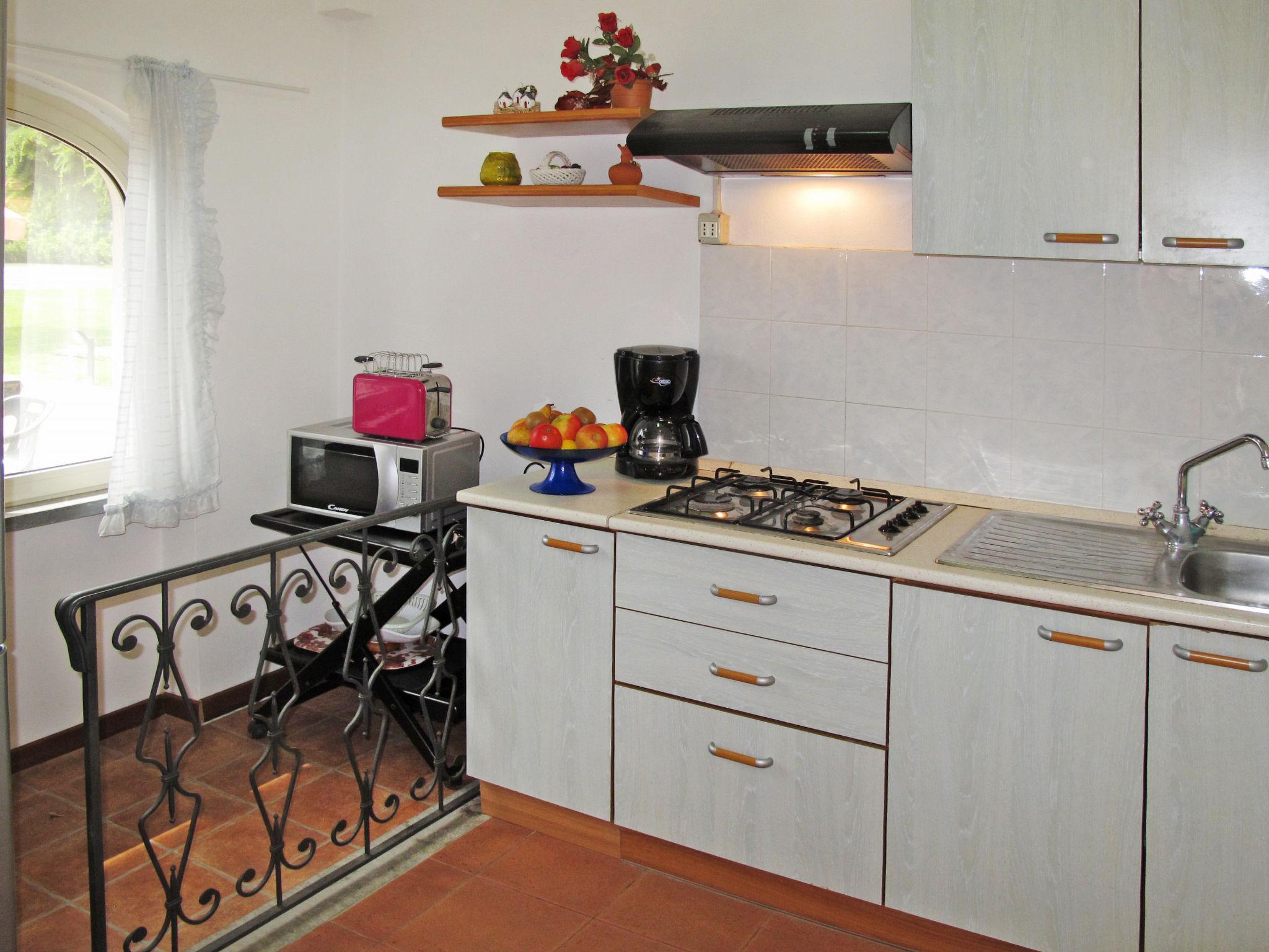 Photo 10 - 1 bedroom House in Capannori with private pool and garden