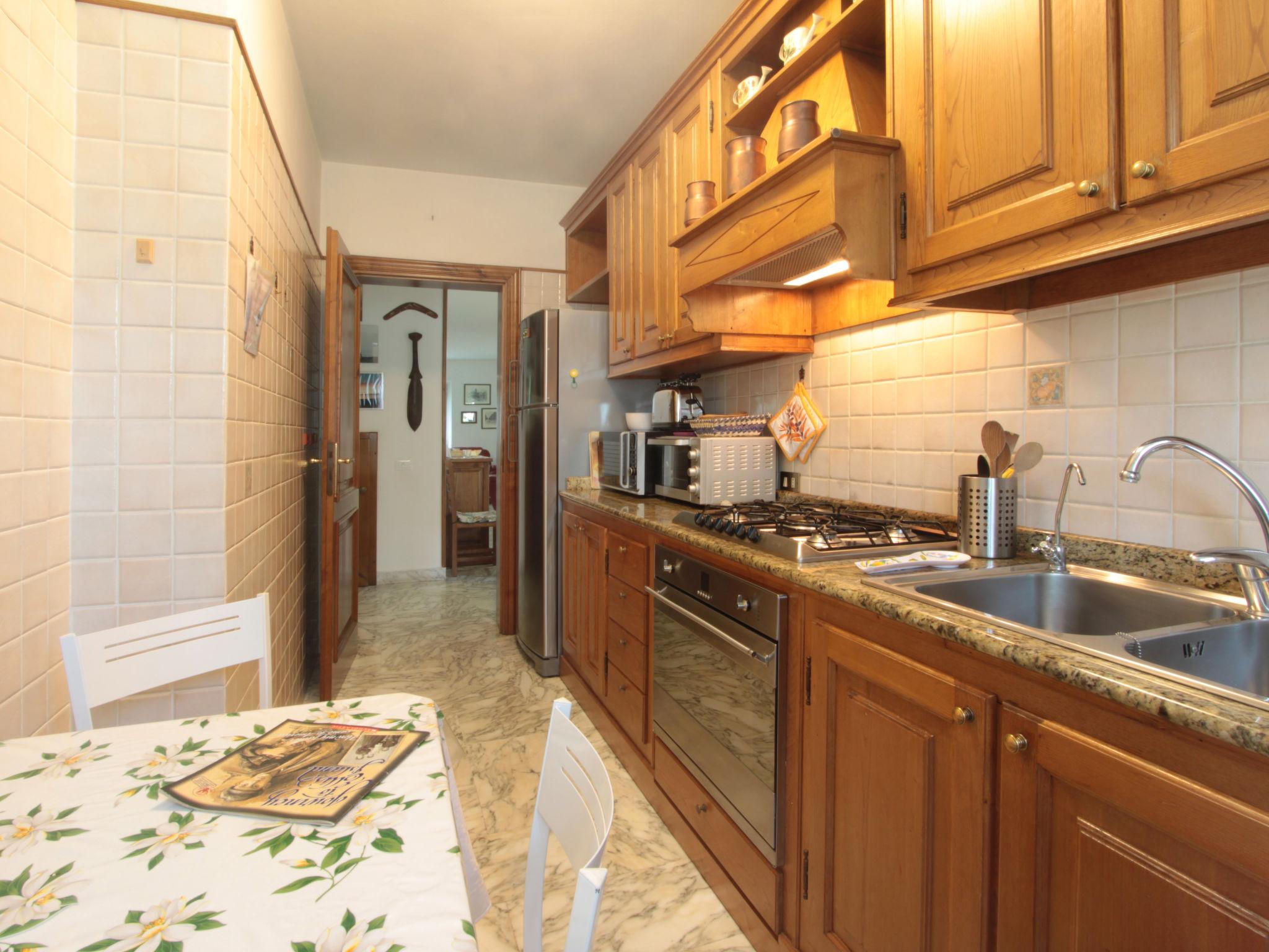 Photo 11 - 3 bedroom House in Forte dei Marmi with garden and sea view