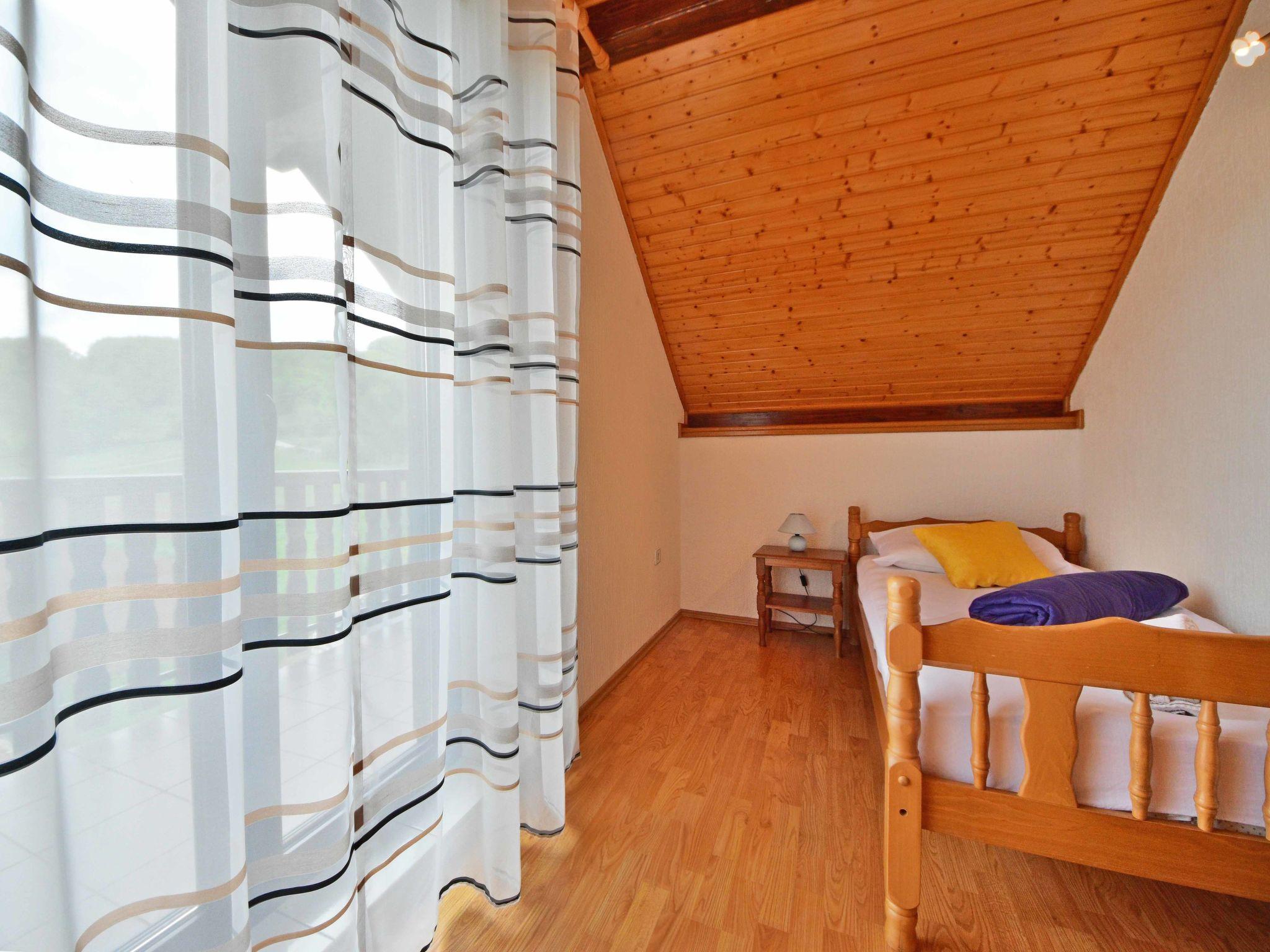Photo 11 - 2 bedroom House in Senj with swimming pool and sea view