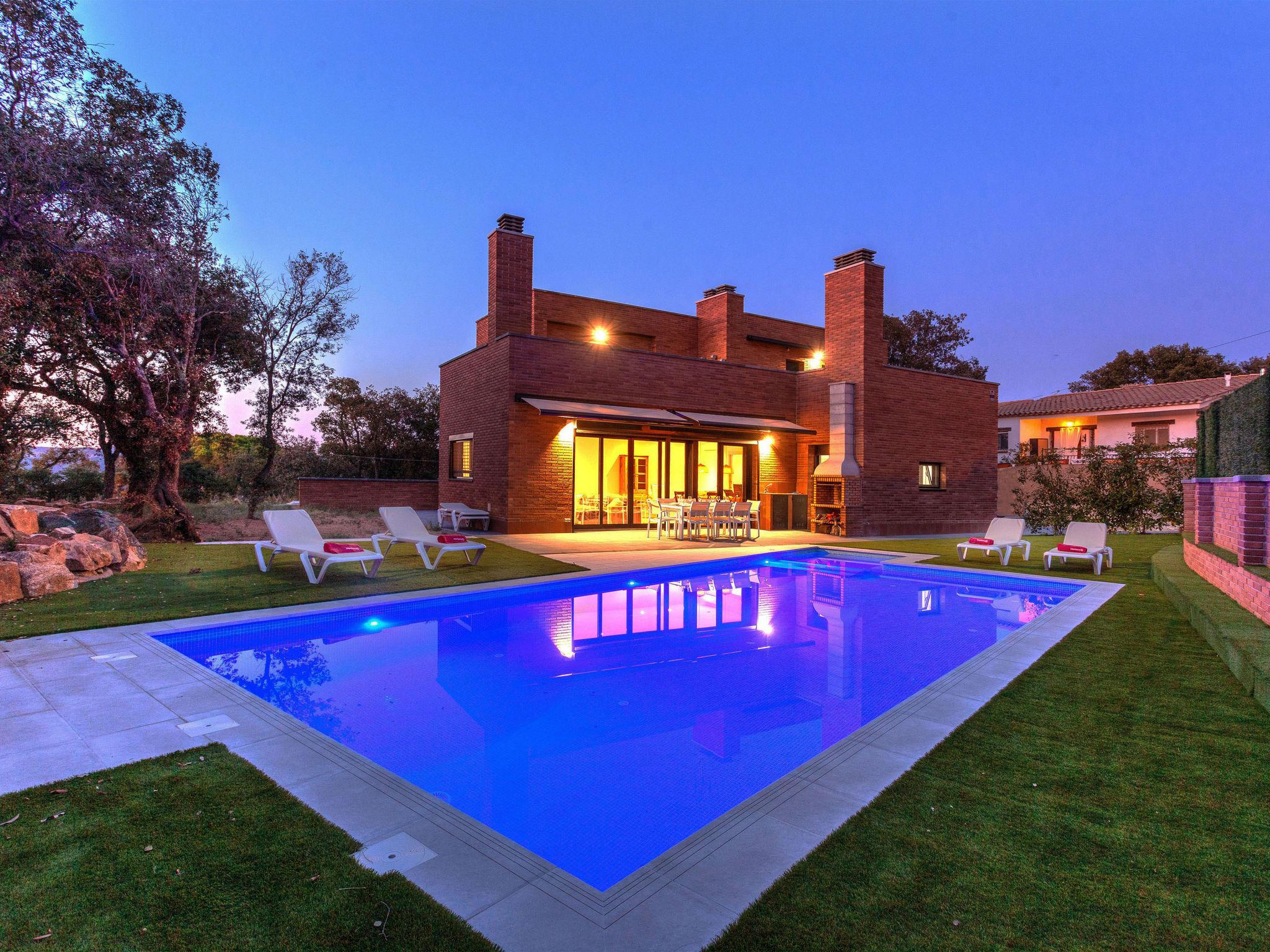 Photo 2 - Maison de 5 chambres à Calonge i Sant Antoni avec piscine privée et vues à la mer