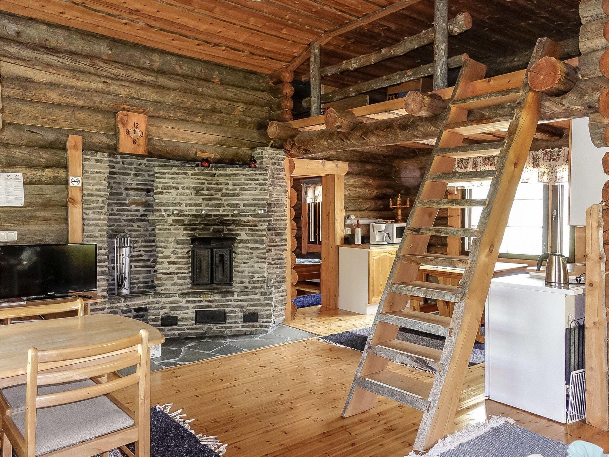 Foto 2 - Casa con 2 camere da letto a Rovaniemi con sauna e vista sulle montagne