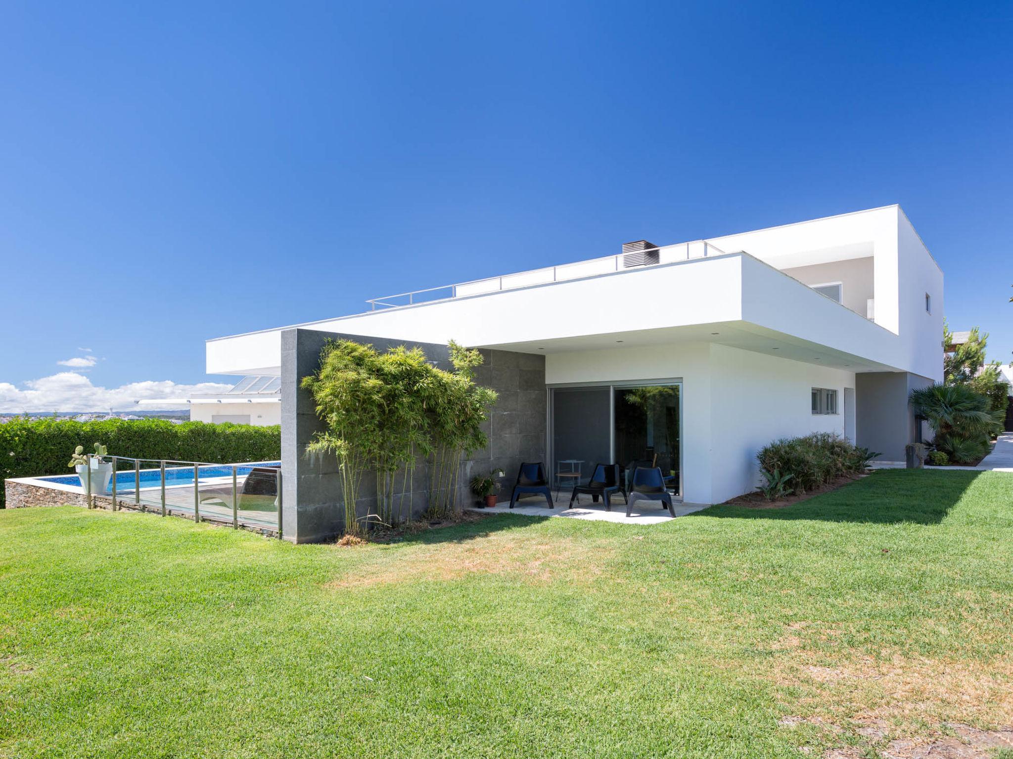 Foto 21 - Casa de 5 habitaciones en Lagoa con piscina privada y vistas al mar