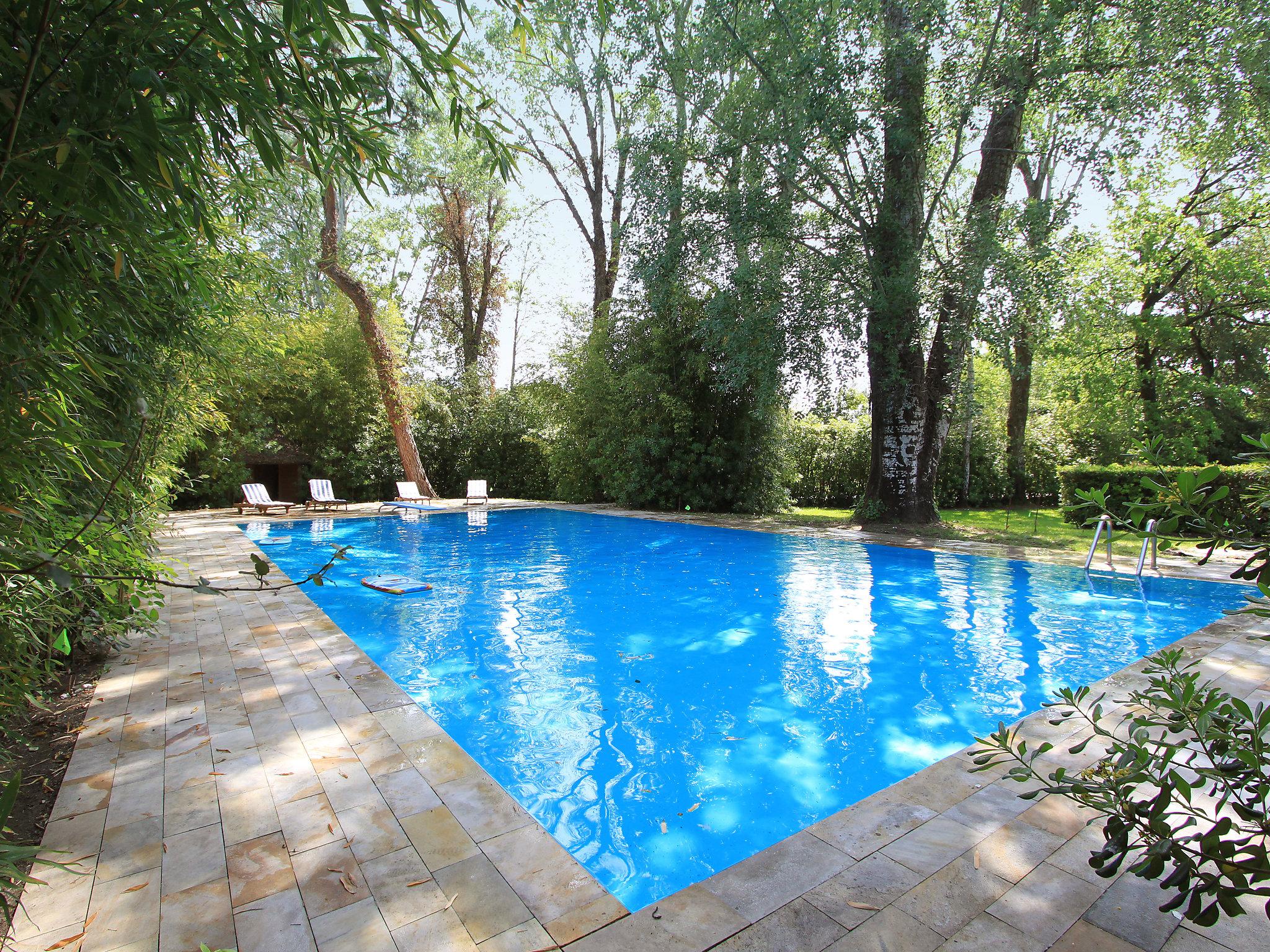 Photo 29 - 6 bedroom House in Forte dei Marmi with private pool and sea view