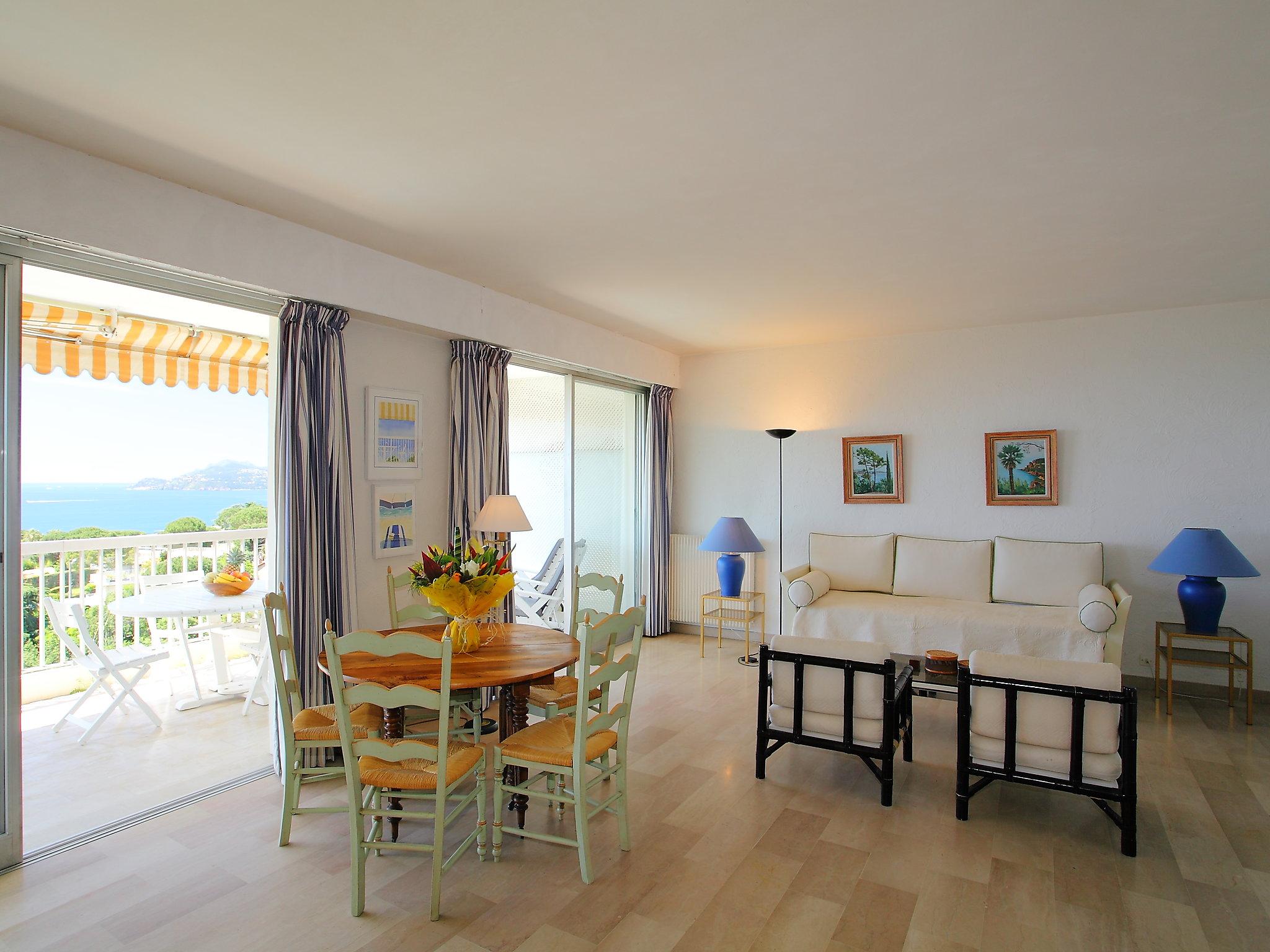 Foto 6 - Apartamento de 1 habitación en Cannes con piscina privada y vistas al mar