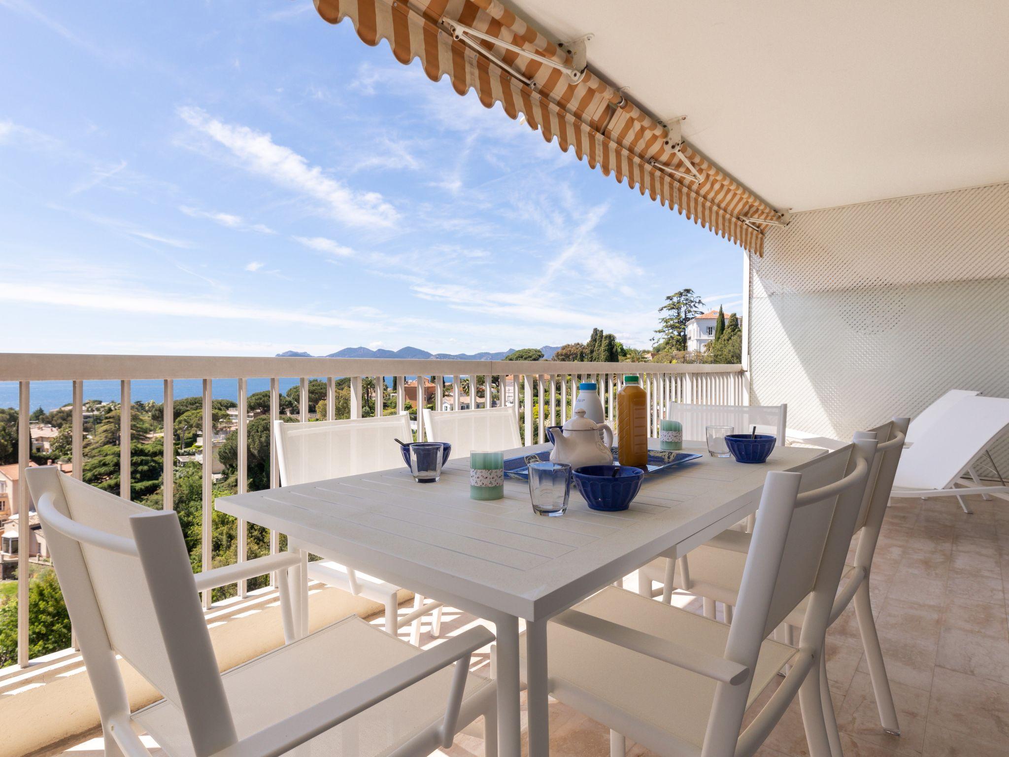 Foto 4 - Apartamento de 1 habitación en Cannes con piscina privada y vistas al mar