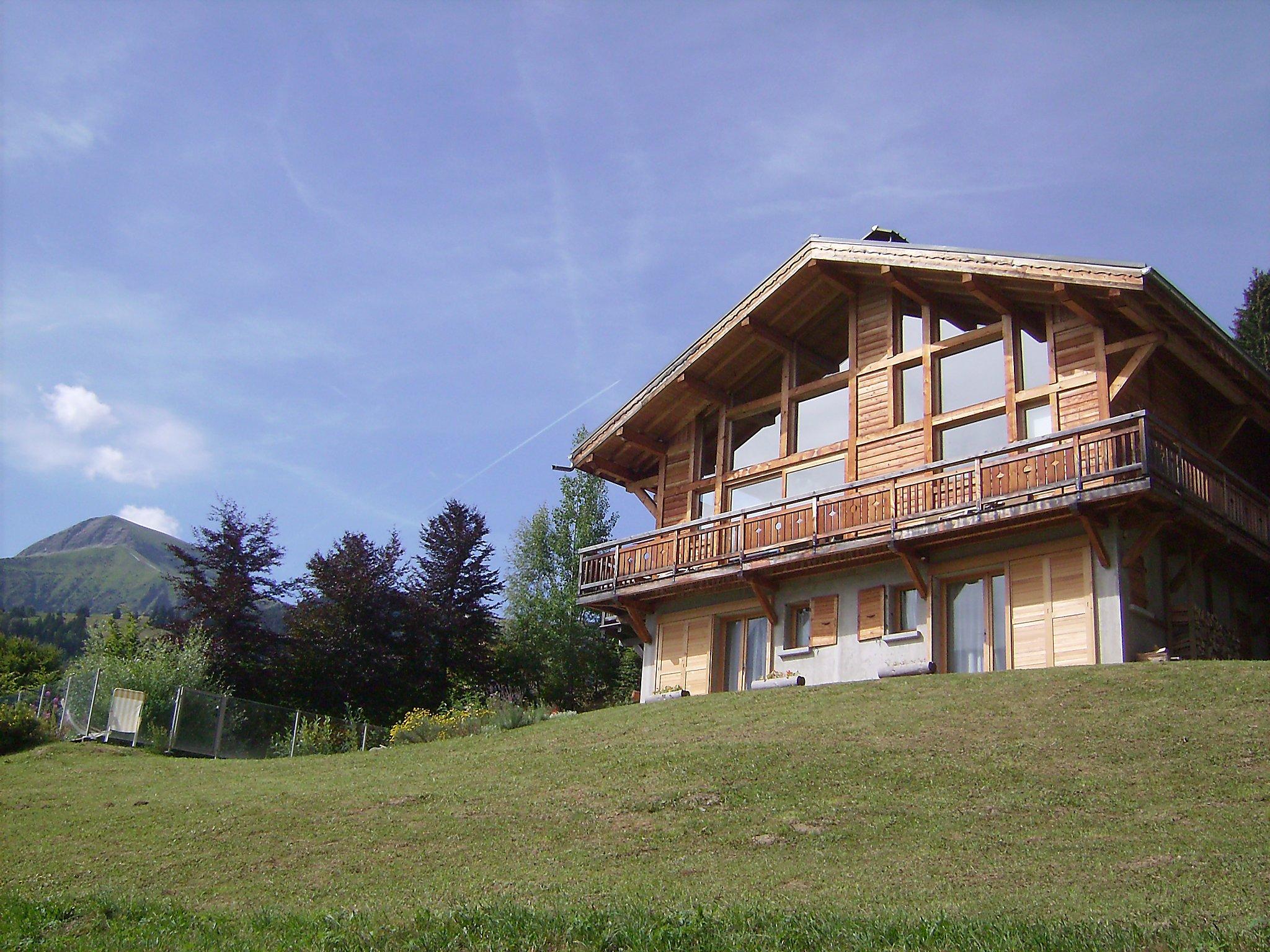 Foto 1 - Casa de 5 habitaciones en Saint-Gervais-les-Bains con piscina privada y vistas a la montaña