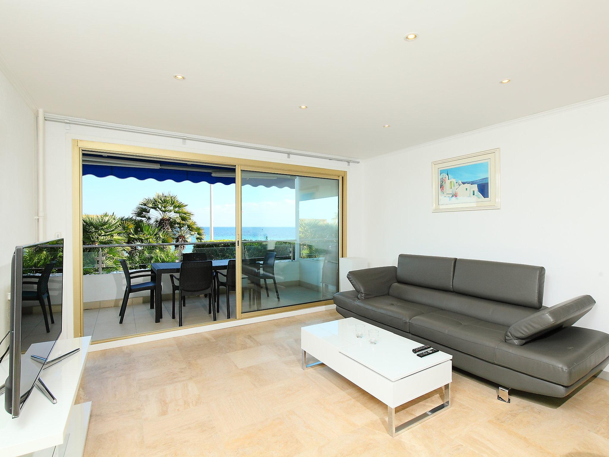 Foto 7 - Appartamento con 3 camere da letto a Cannes con terrazza e vista mare