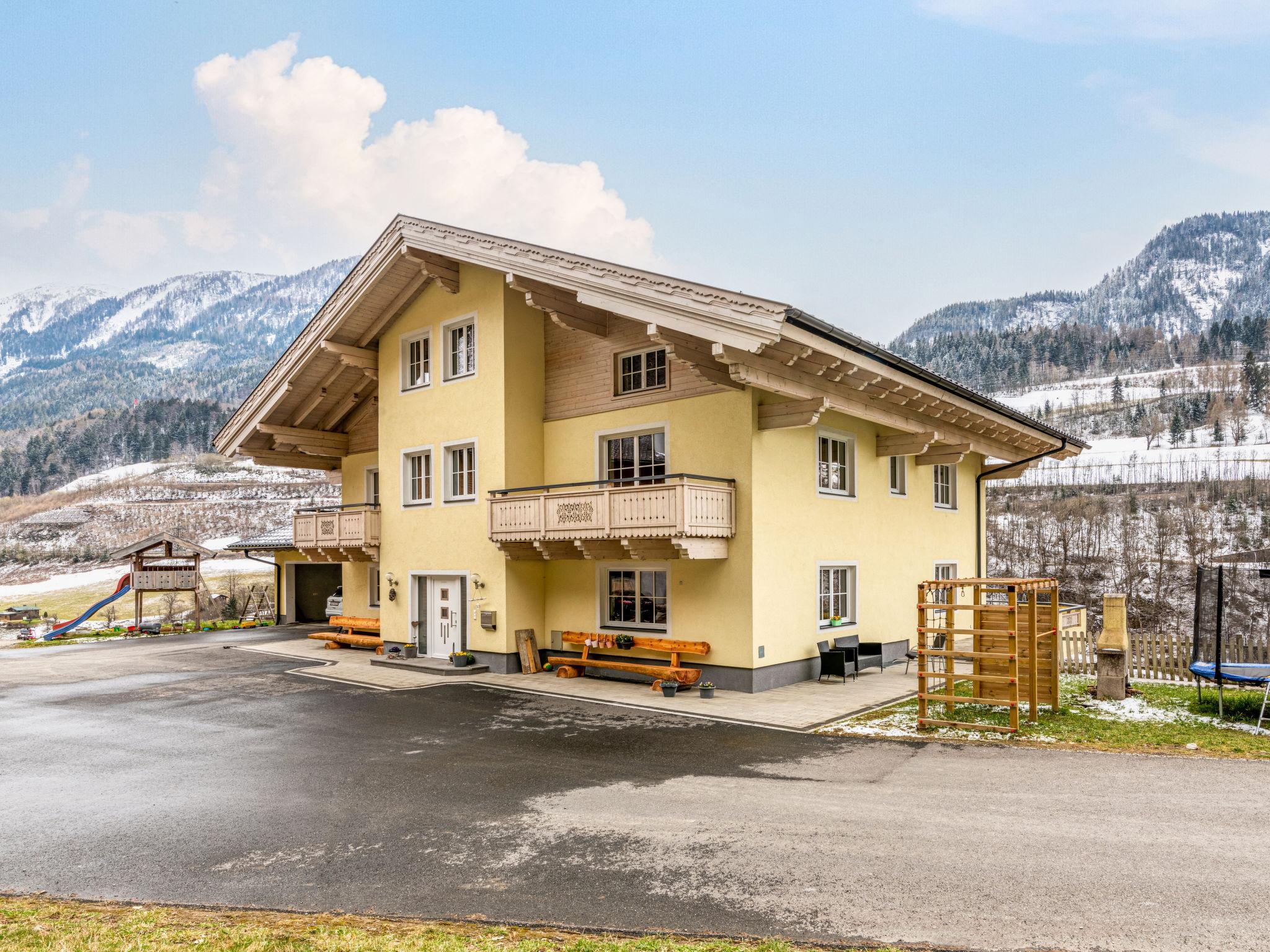 Photo 2 - Appartement de 2 chambres à Goldegg avec jardin et vues sur la montagne