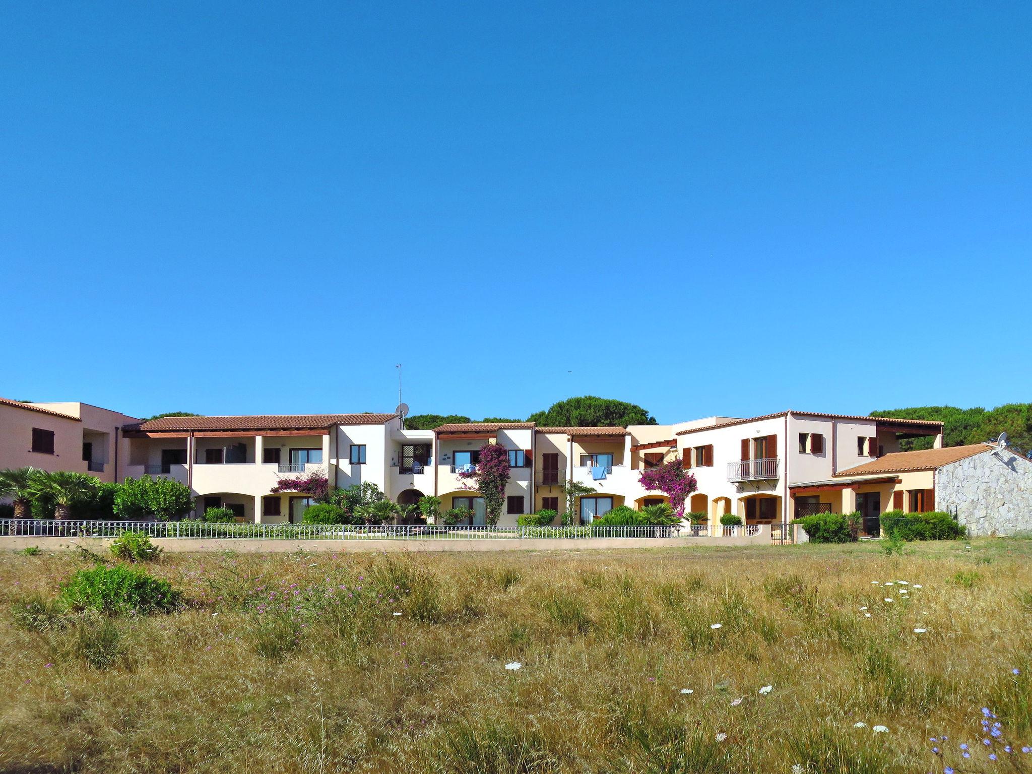 Foto 13 - Apartamento de 1 habitación en Santa Teresa Gallura con terraza y vistas al mar