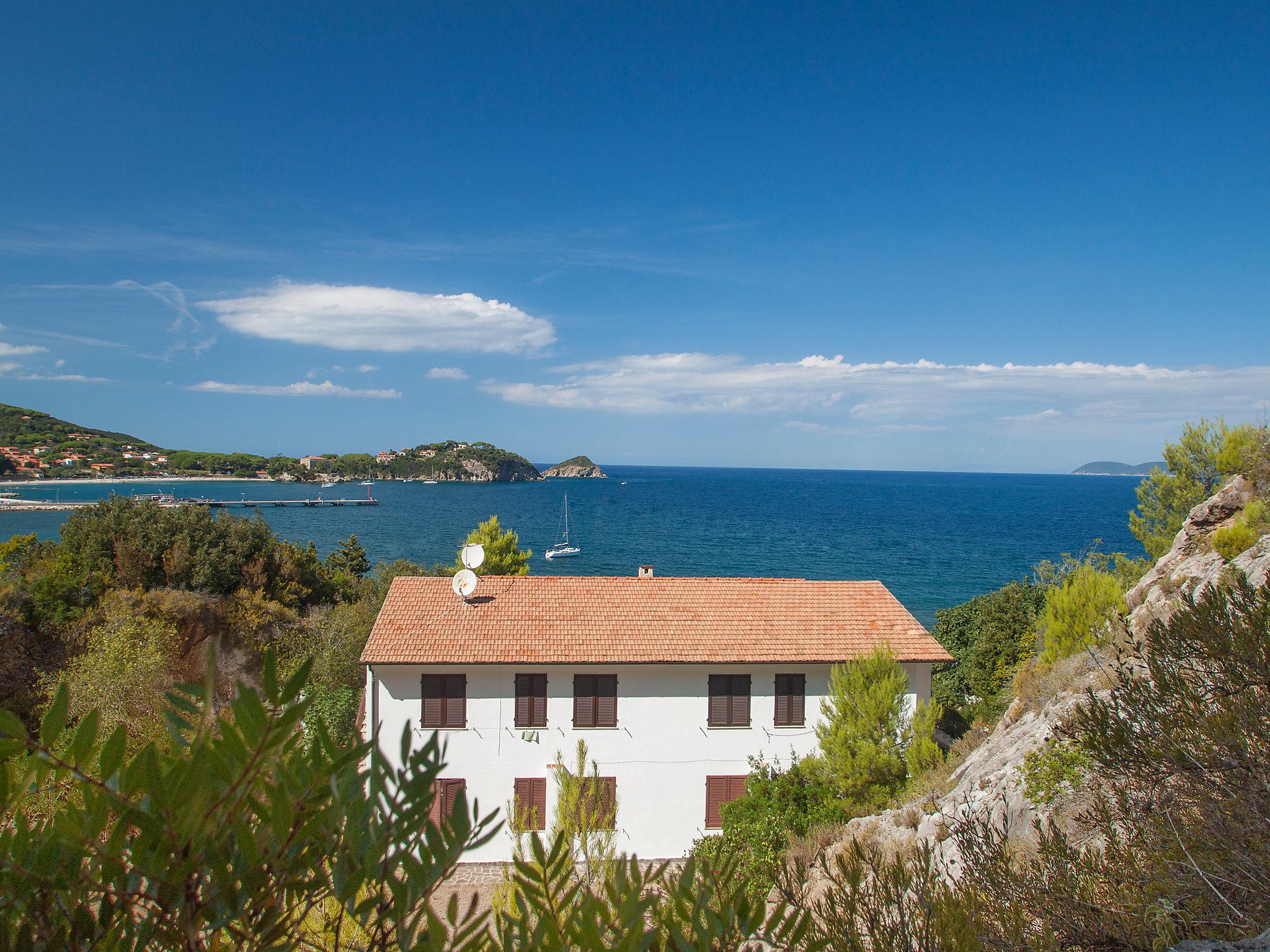 Foto 1 - Appartamento con 2 camere da letto a Rio con giardino e vista mare