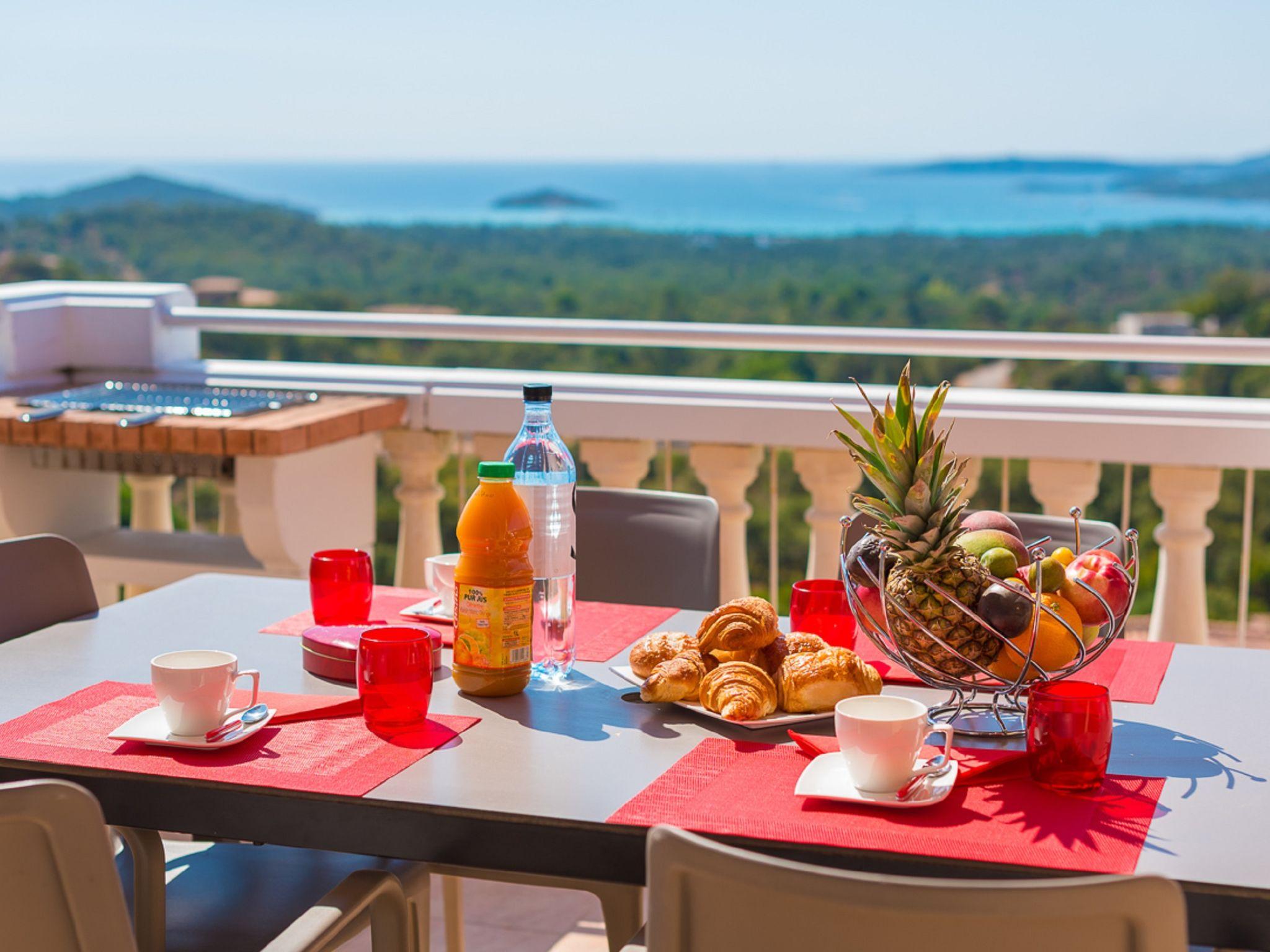 Foto 4 - Apartment mit 2 Schlafzimmern in Zonza mit schwimmbad und blick aufs meer