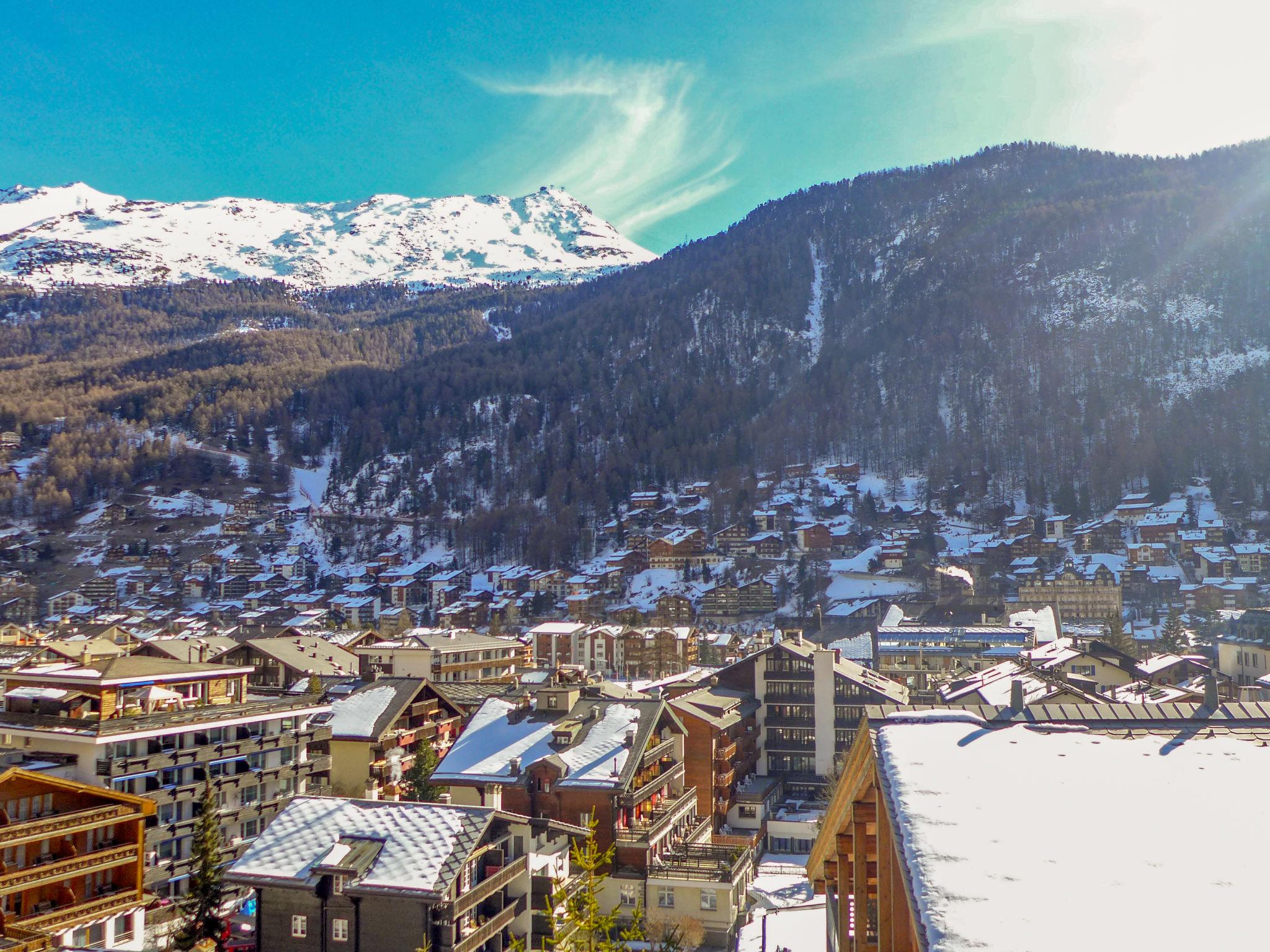 Photo 11 - Apartment in Zermatt with mountain view