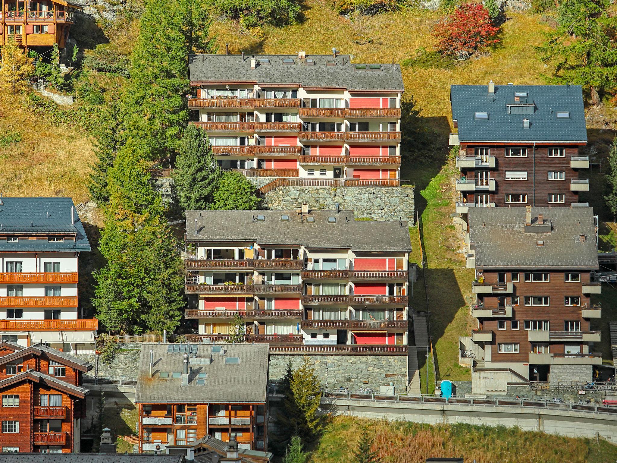 Foto 9 - Apartment in Zermatt mit blick auf die berge