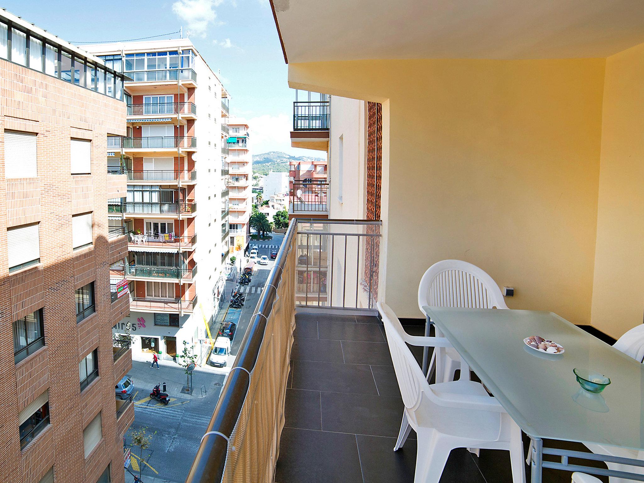 Foto 12 - Apartamento de 3 habitaciones en Calpe con terraza y vistas al mar
