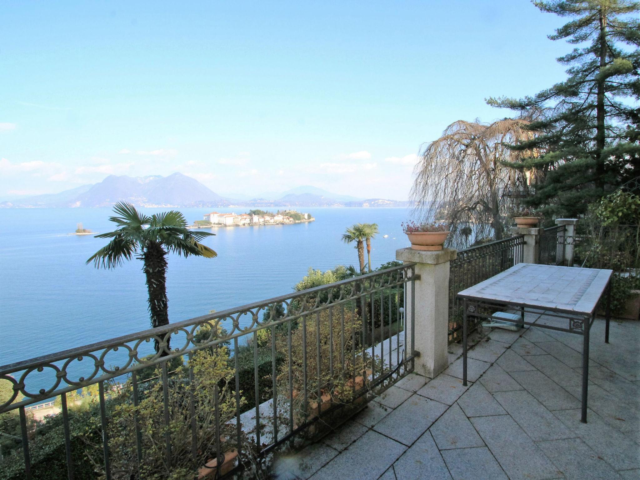 Foto 4 - Apartamento de 1 habitación en Baveno con terraza y vistas a la montaña