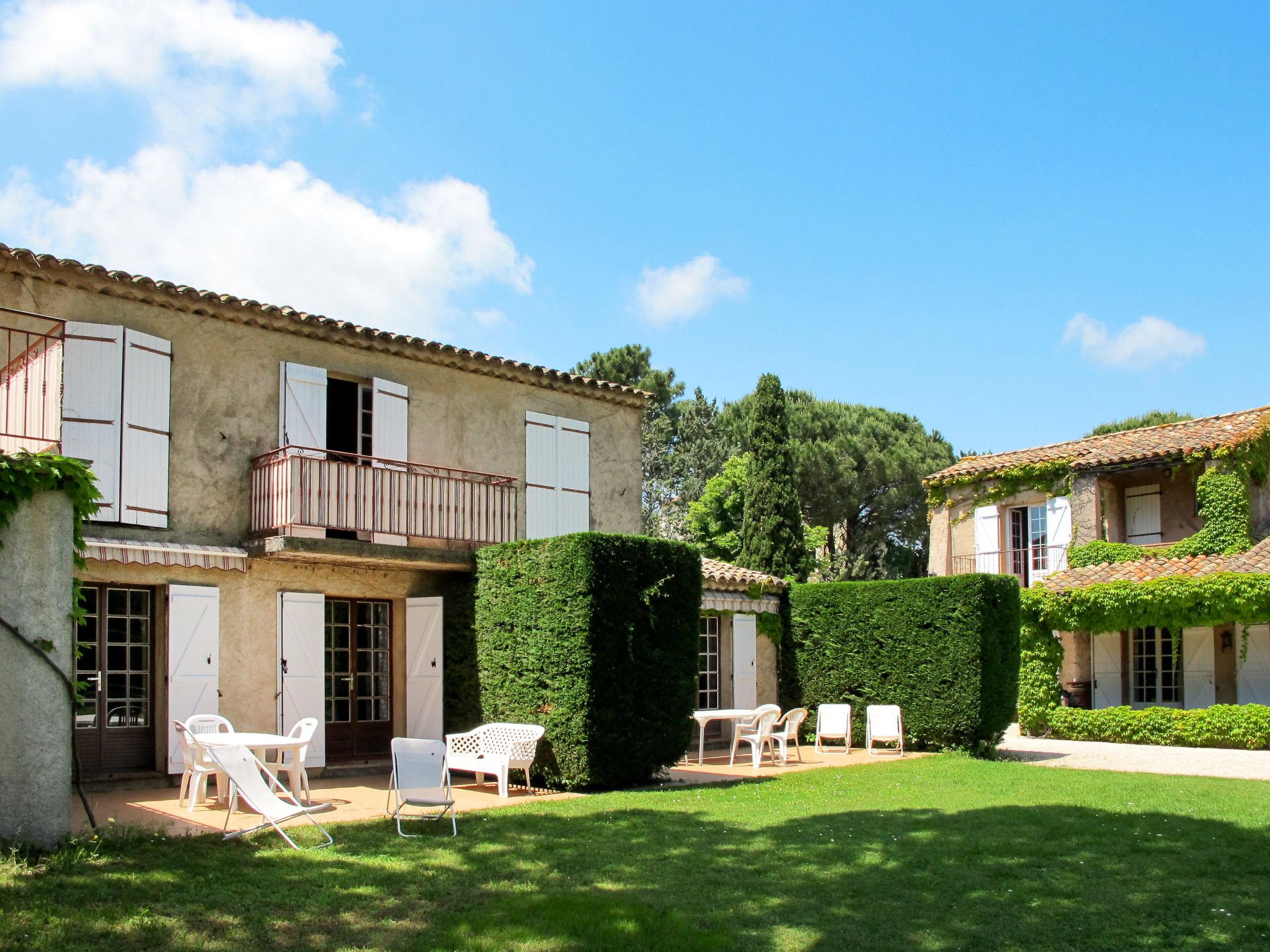 Photo 22 - Appartement de 1 chambre à Sainte-Maxime avec piscine et jardin