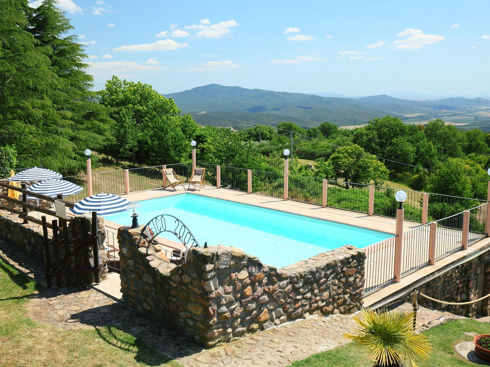 Foto 18 - Casa de 2 quartos em Roccastrada com piscina privada e jardim