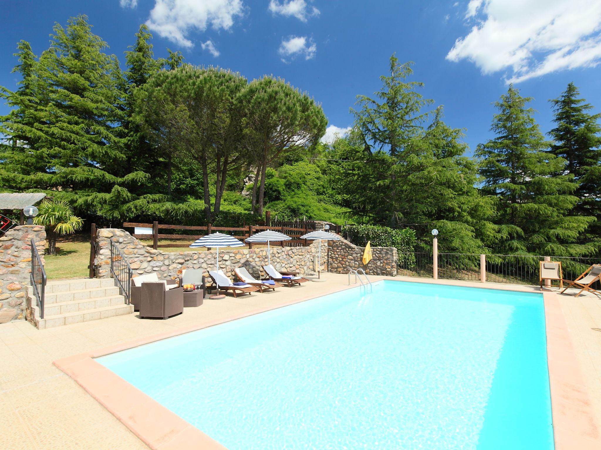 Foto 14 - Casa de 2 habitaciones en Roccastrada con piscina privada y jardín