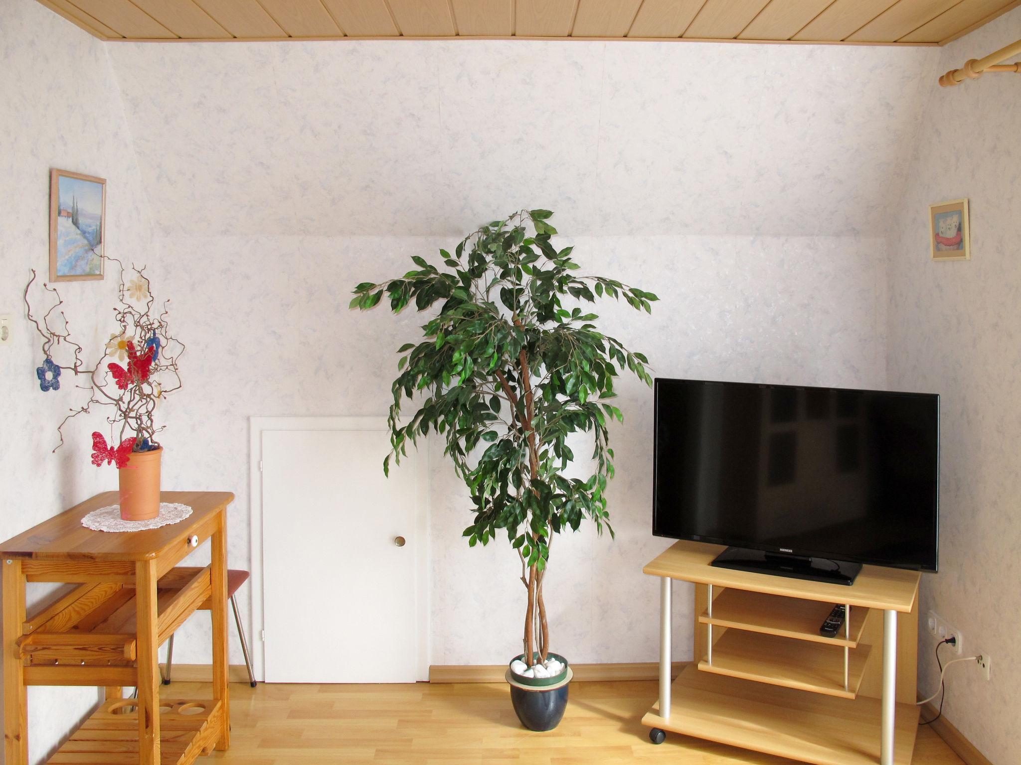 Photo 6 - 2 bedroom Apartment in Wangerland with garden and sea view