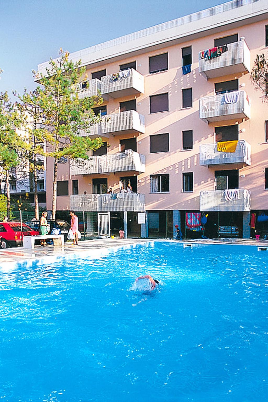 Foto 1 - Appartamento con 2 camere da letto a San Michele al Tagliamento con piscina e vista mare