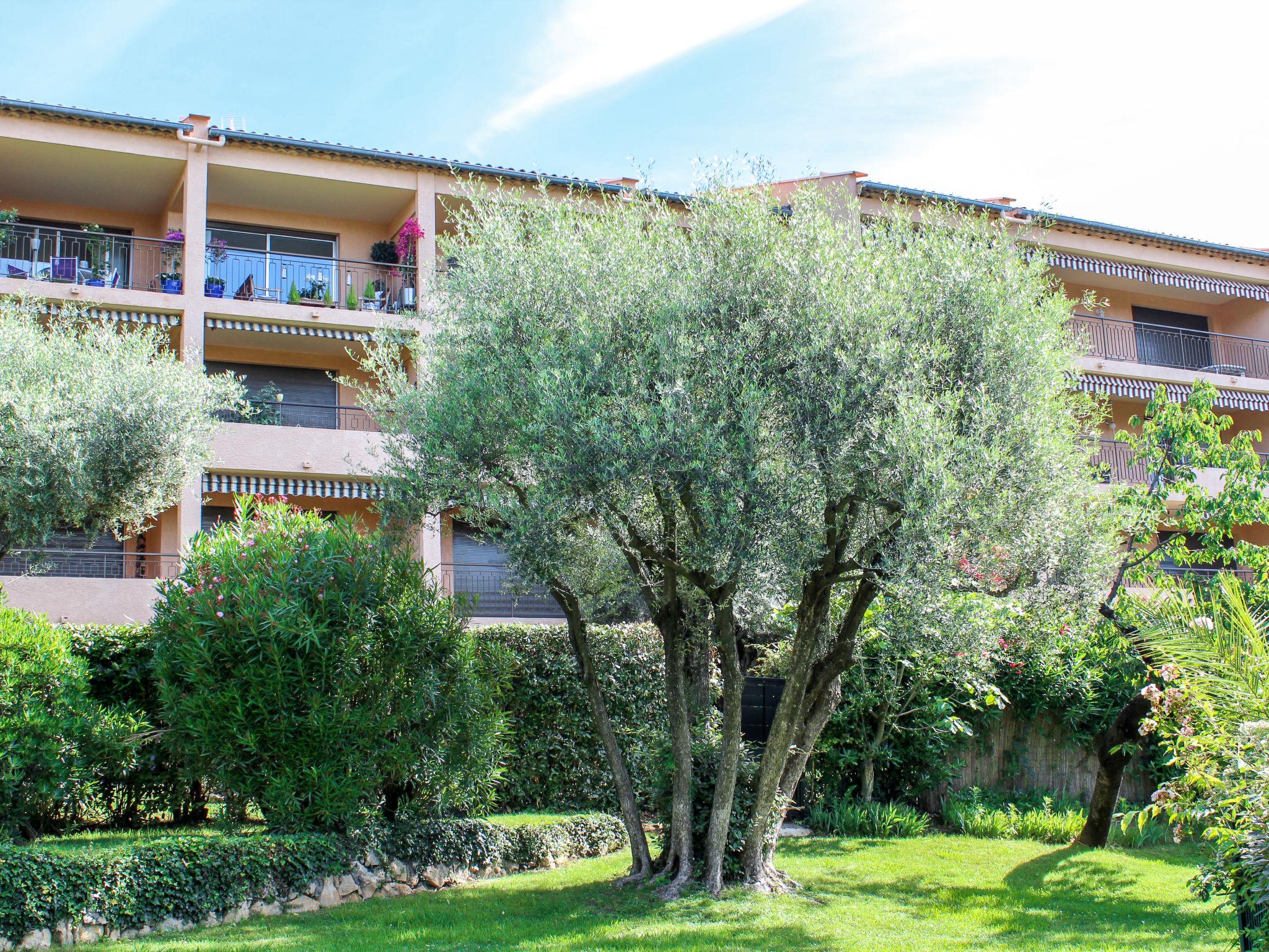 Photo 17 - 1 bedroom Apartment in Vence with swimming pool and garden