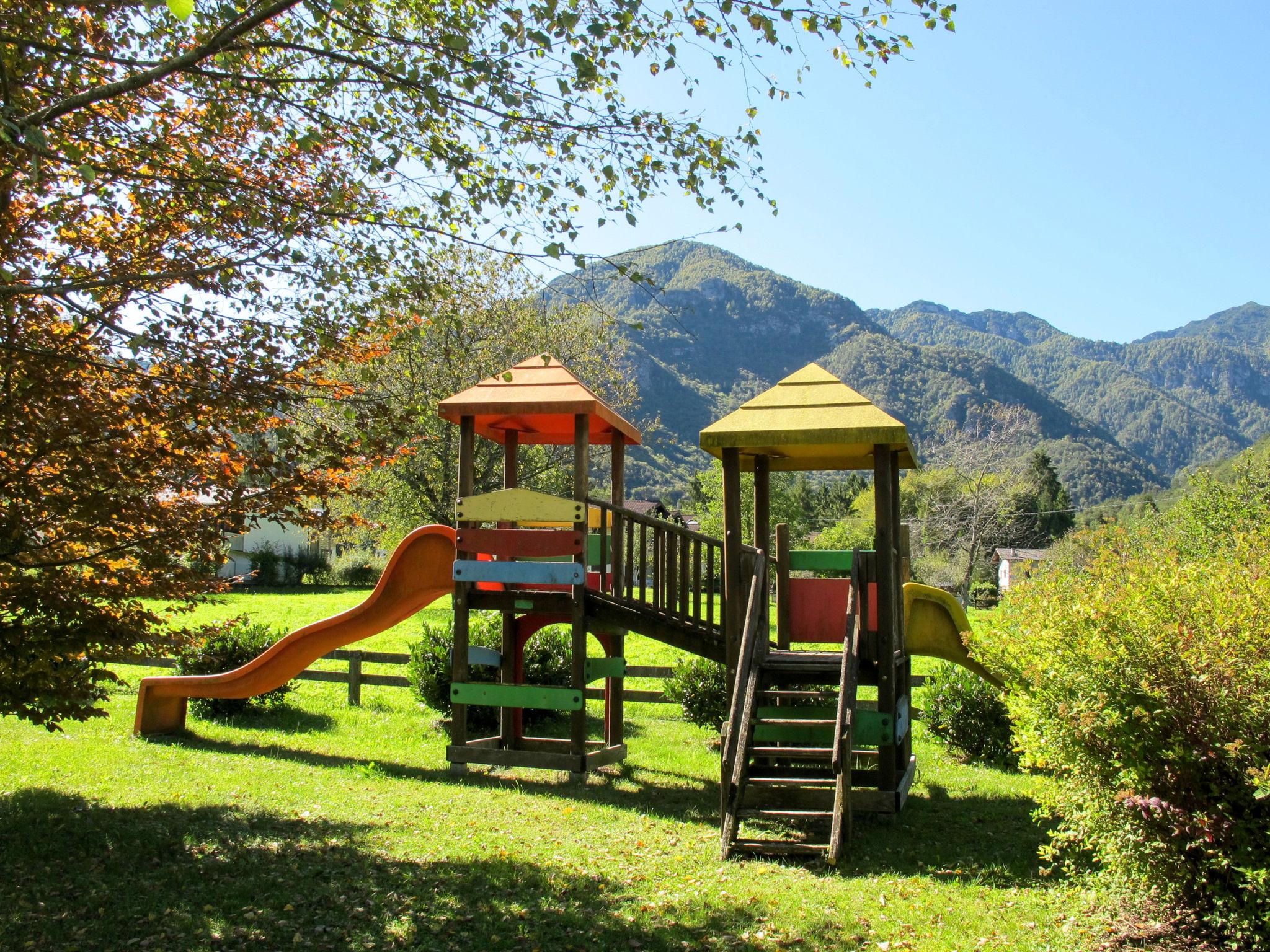 Photo 27 - 1 bedroom Apartment in Ledro with swimming pool and mountain view