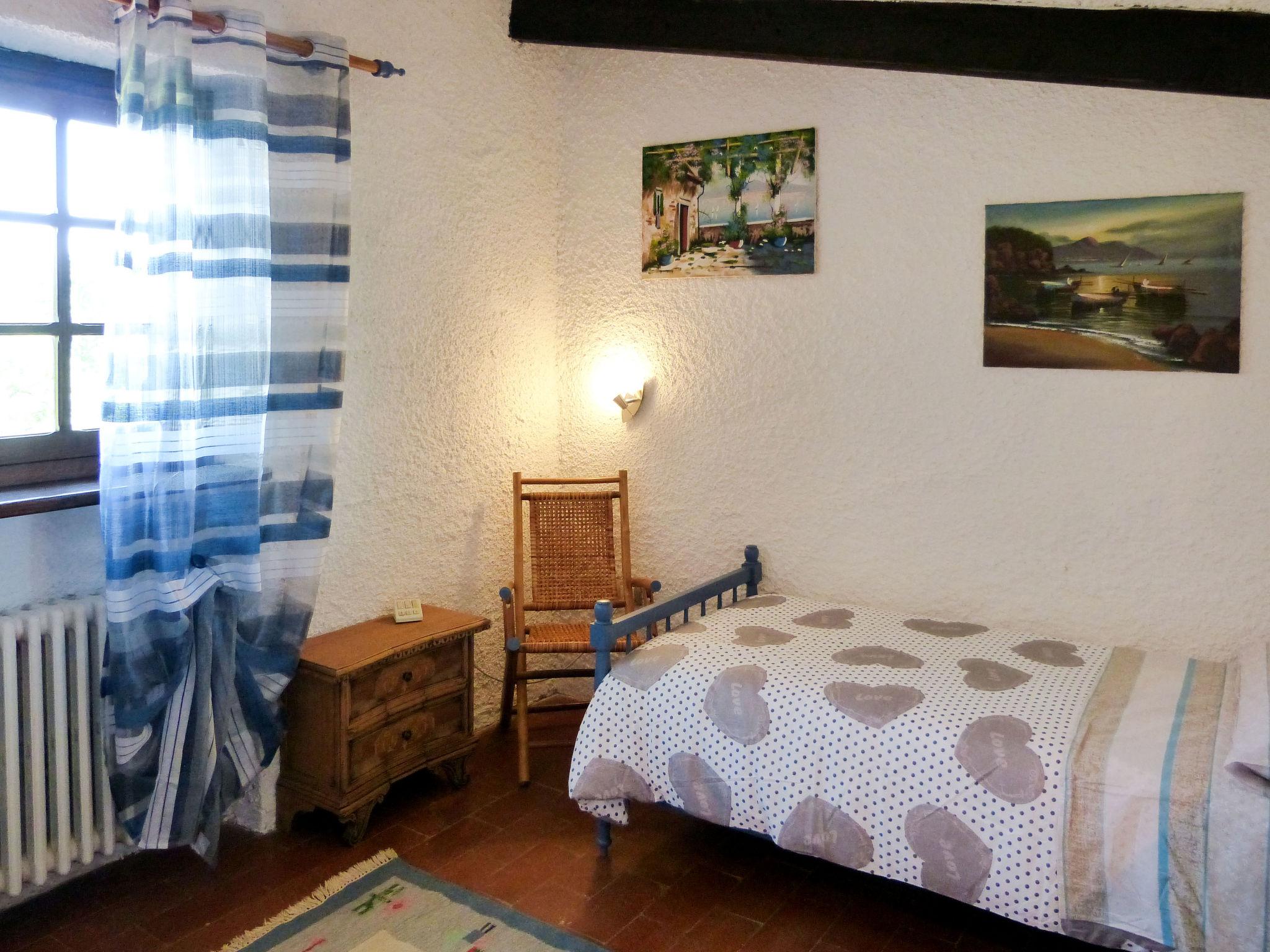 Foto 16 - Casa con 5 camere da letto a Zubiena con giardino e vista sulle montagne