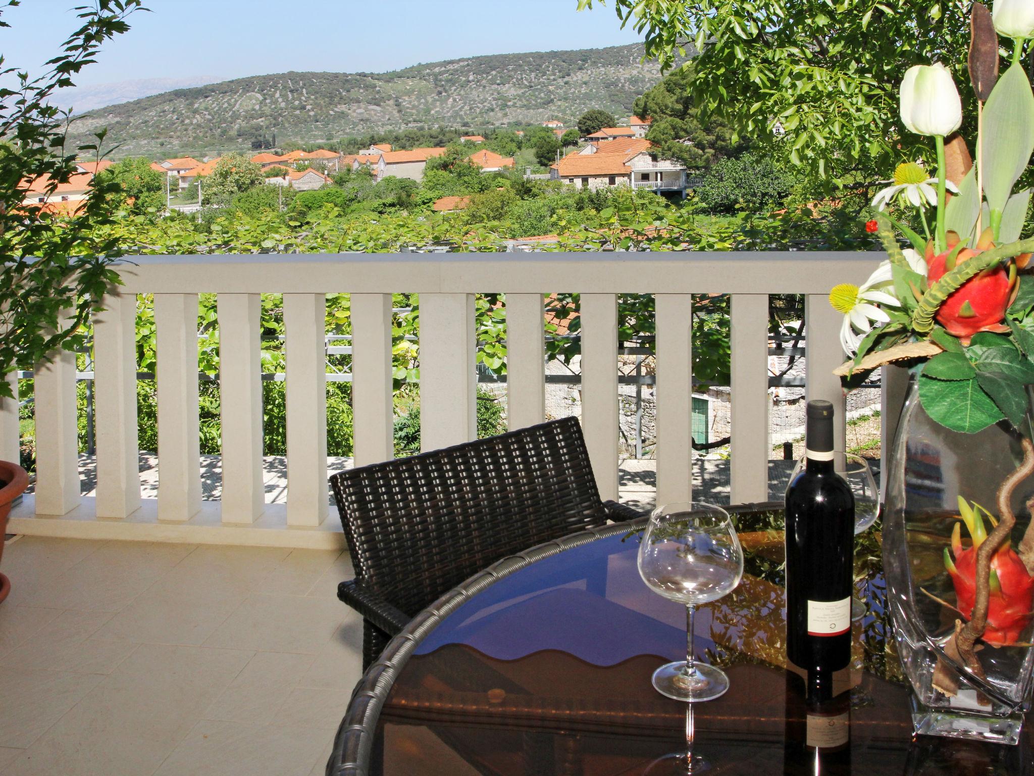 Foto 20 - Casa de 3 habitaciones en Nerežišća con piscina privada y vistas al mar