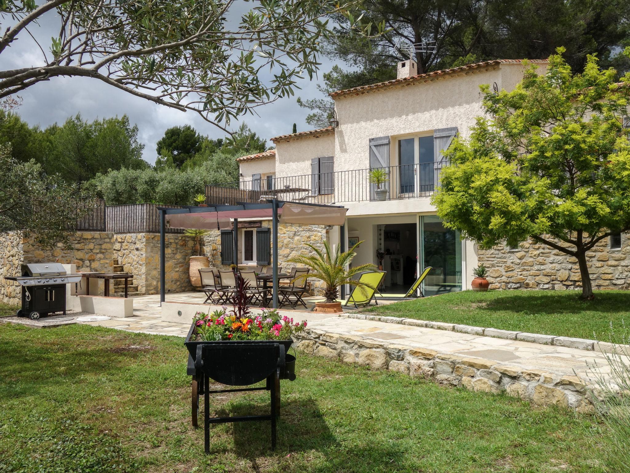 Foto 21 - Apartamento de 2 habitaciones en Le Castellet con piscina privada y vistas al mar