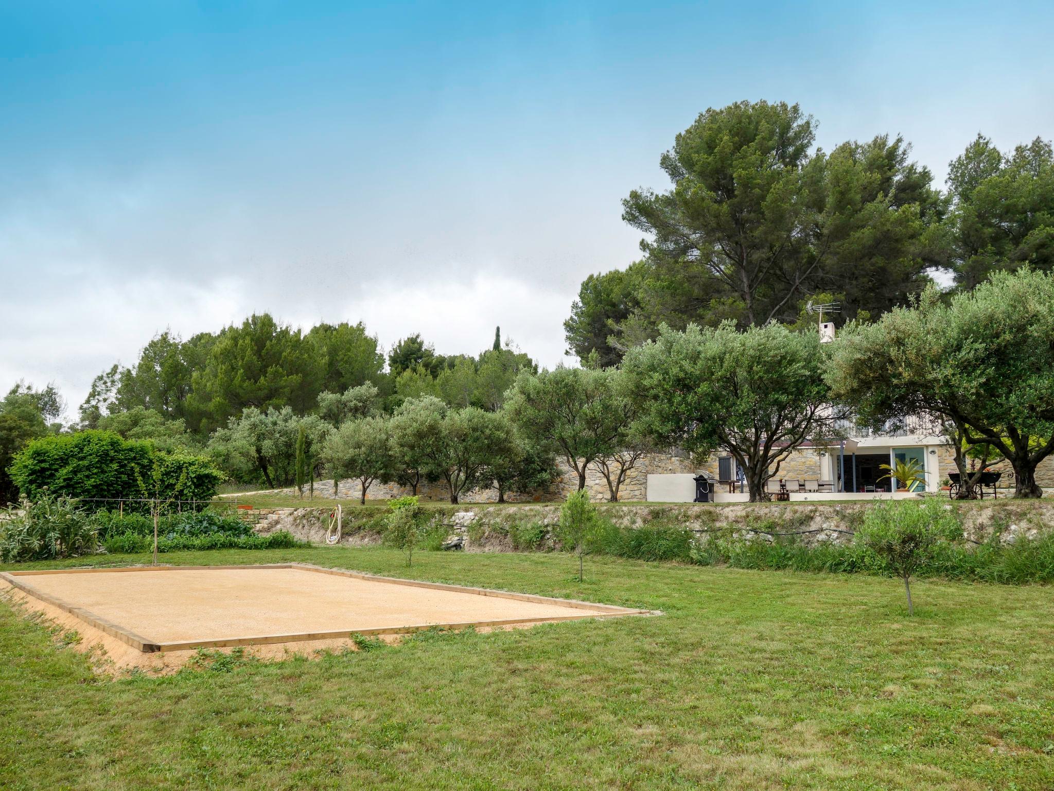 Foto 20 - Apartamento de 2 habitaciones en Le Castellet con piscina privada y vistas al mar