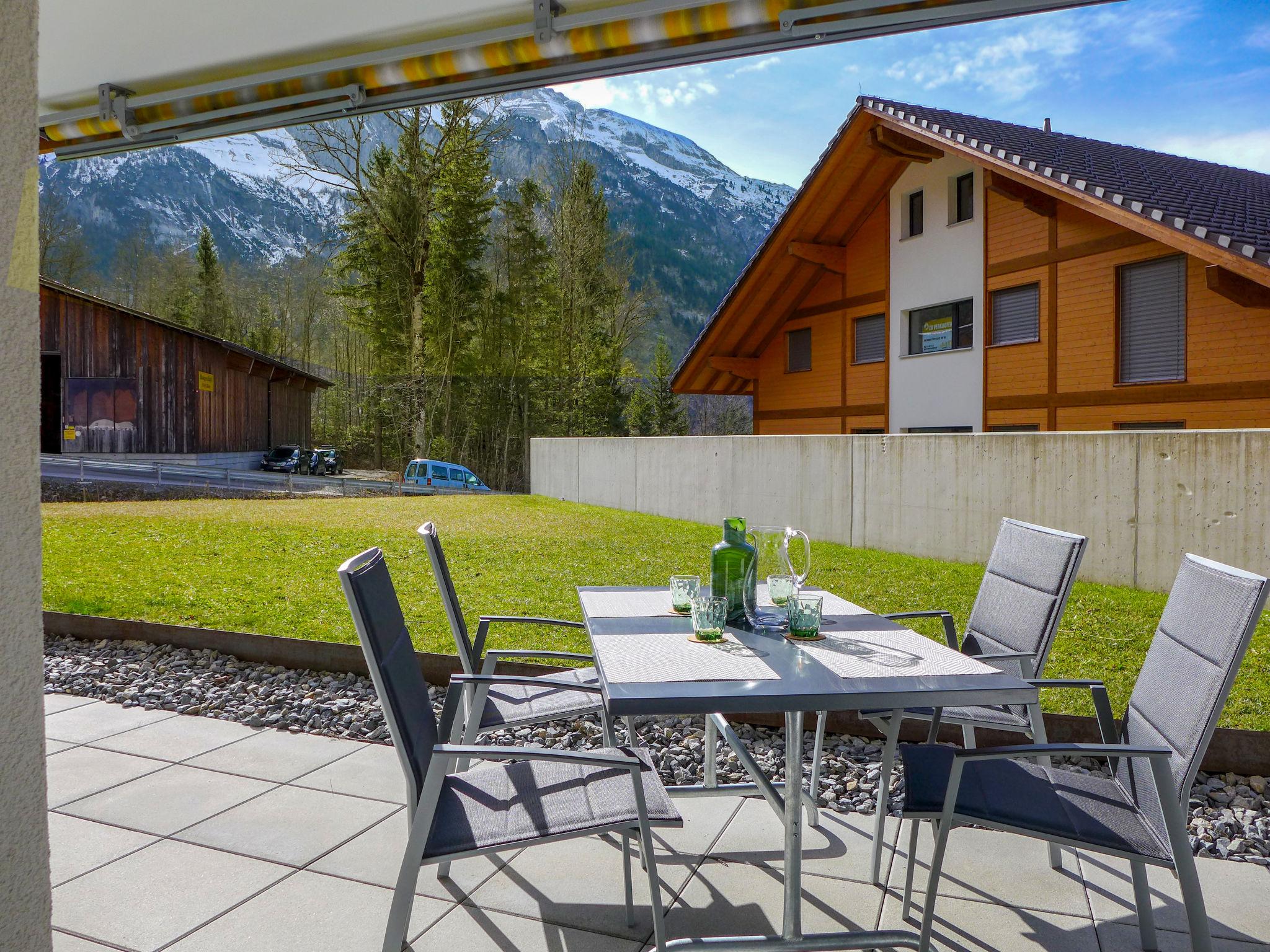 Photo 1 - Appartement de 2 chambres à Kandersteg avec jardin et terrasse