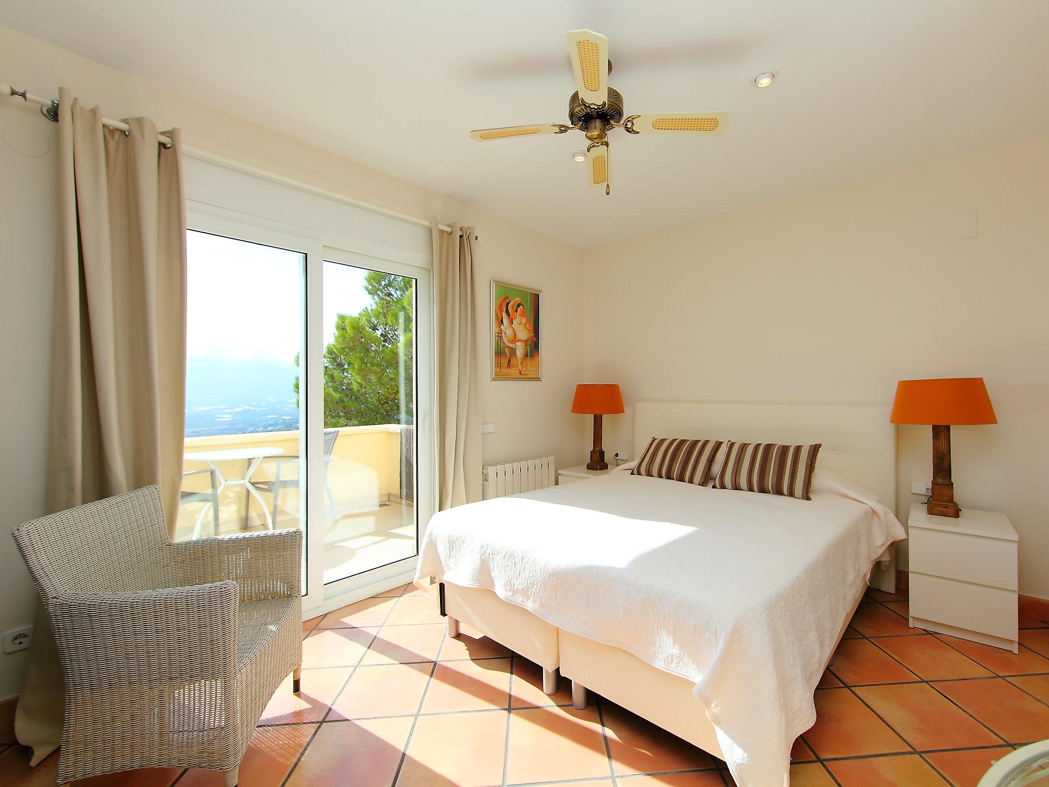 Foto 9 - Casa de 3 quartos em Altea com piscina privada e vistas do mar