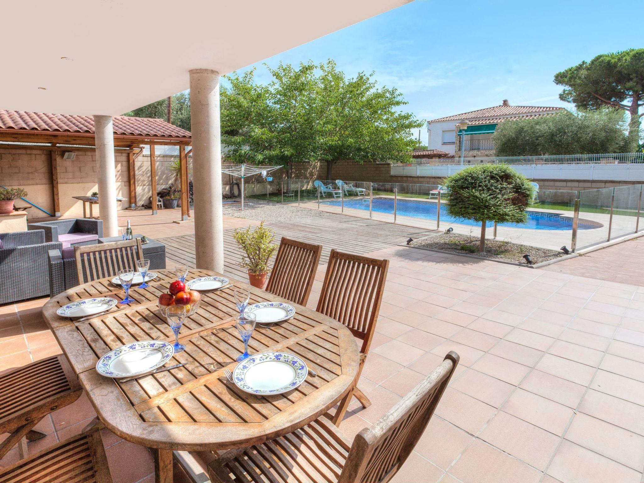 Foto 2 - Casa de 4 quartos em Calonge i Sant Antoni com piscina privada e vistas do mar