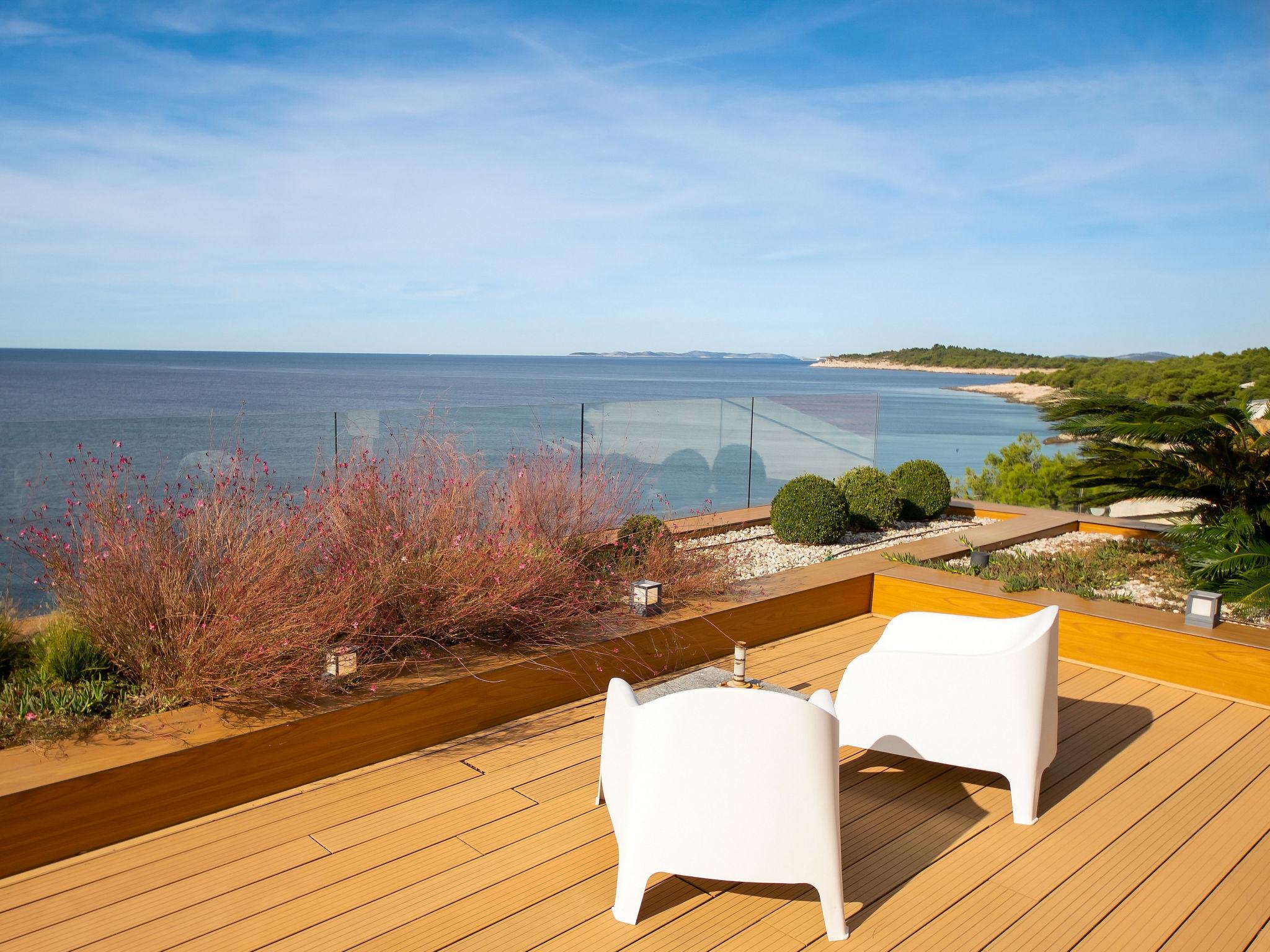 Photo 33 - Maison de 5 chambres à Primošten avec piscine privée et vues à la mer