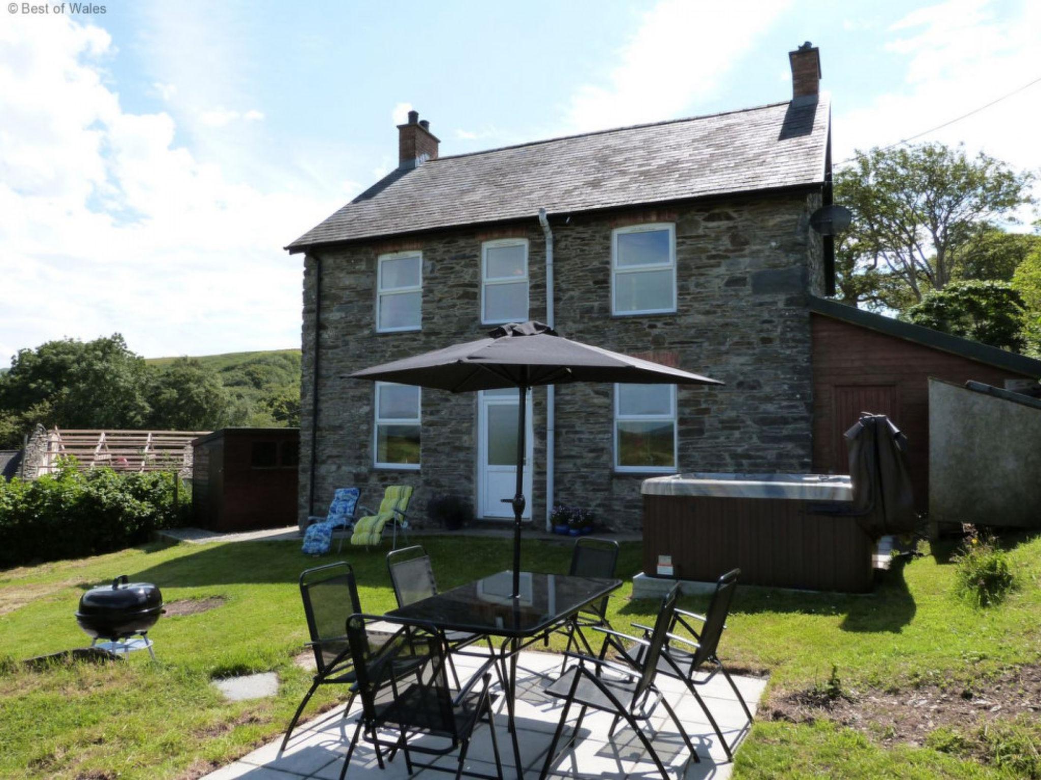 Photo 1 - 4 bedroom House in Machynlleth with garden and hot tub