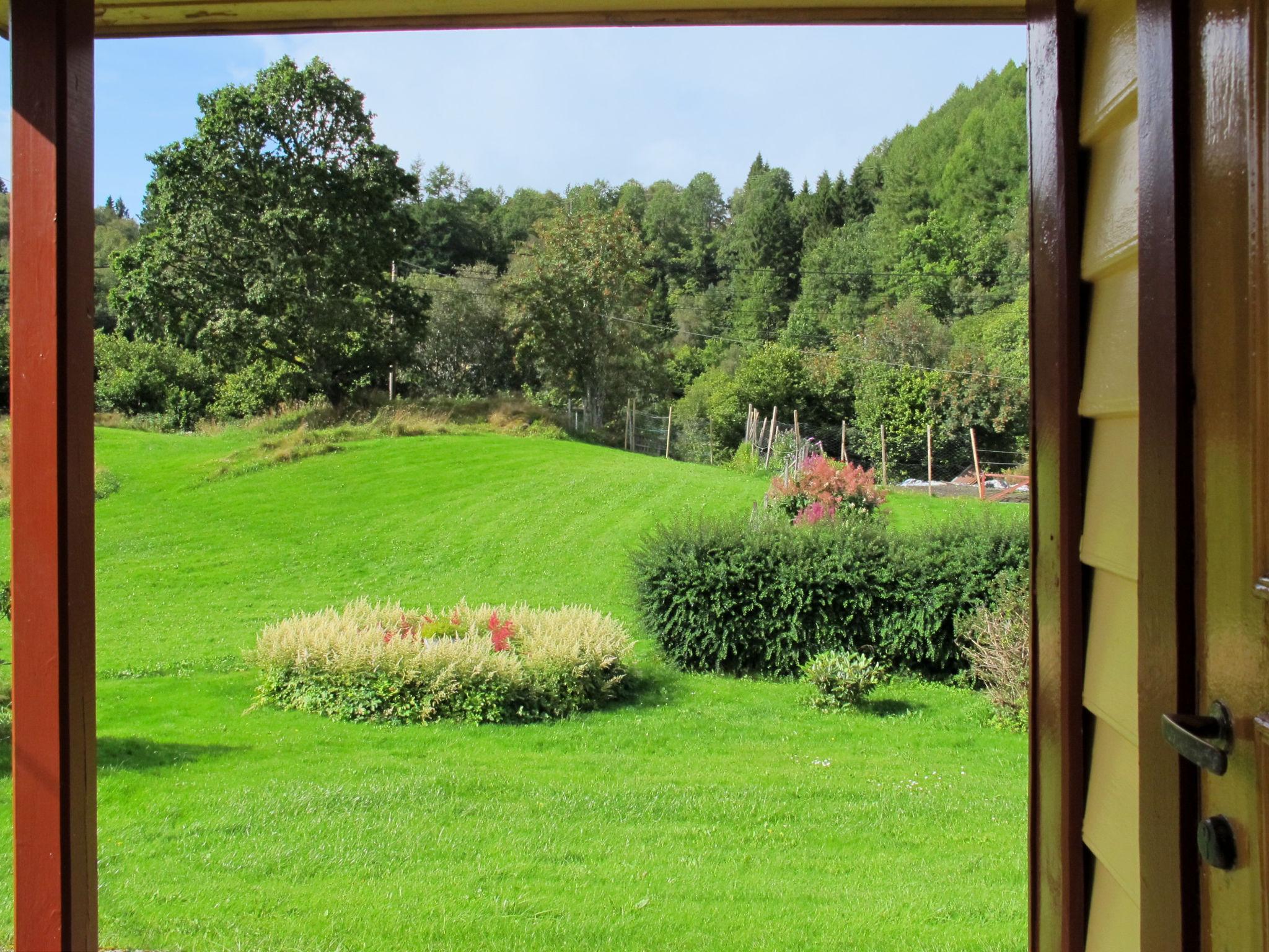 Foto 18 - Haus mit 5 Schlafzimmern in Tysnes mit garten