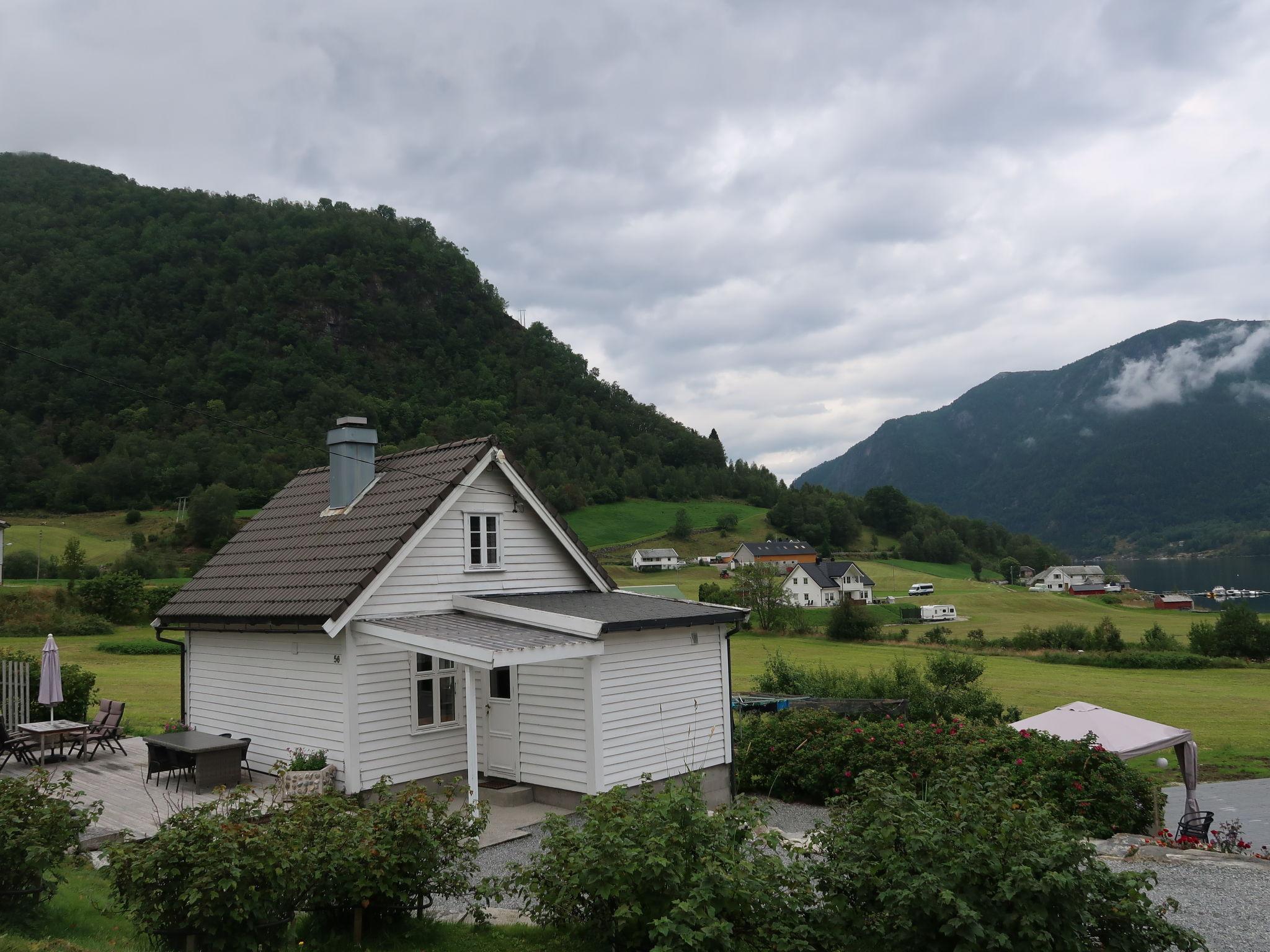 Photo 15 - Maison de 3 chambres à Høyanger avec jardin et terrasse